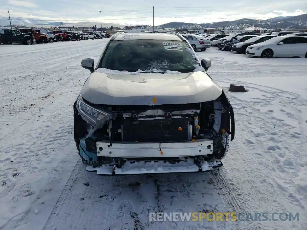 9 Photograph of a damaged car 2T3W1RFV3MC094876 TOYOTA RAV4 2021