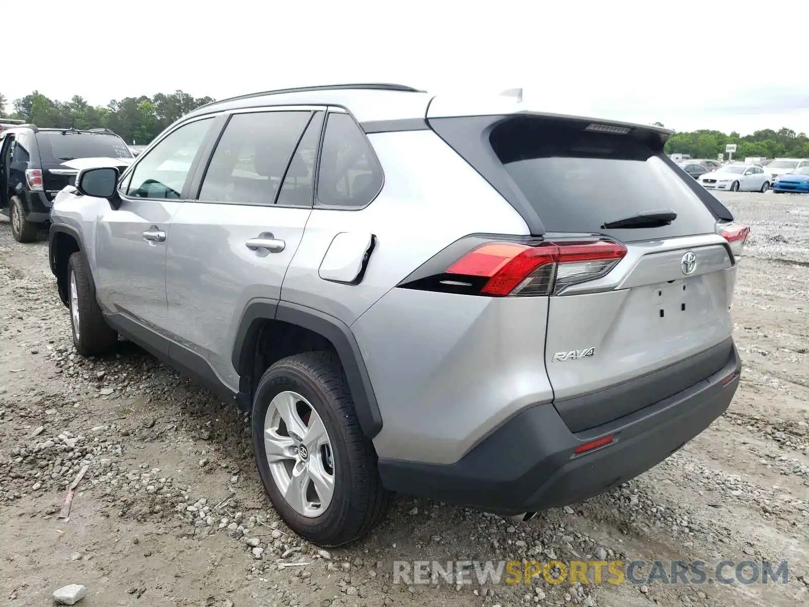 3 Photograph of a damaged car 2T3W1RFV3MC095185 TOYOTA RAV4 2021