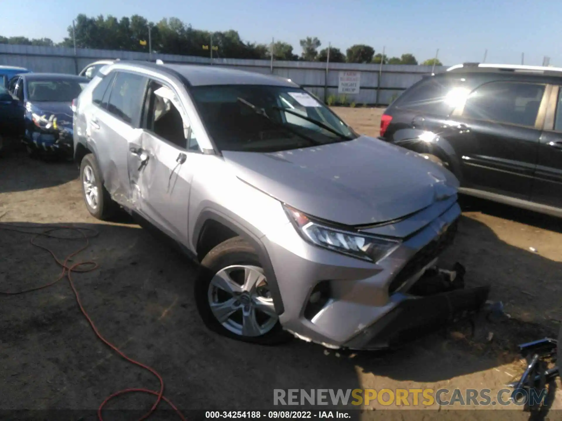 1 Фотография поврежденного автомобиля 2T3W1RFV3MC101440 TOYOTA RAV4 2021