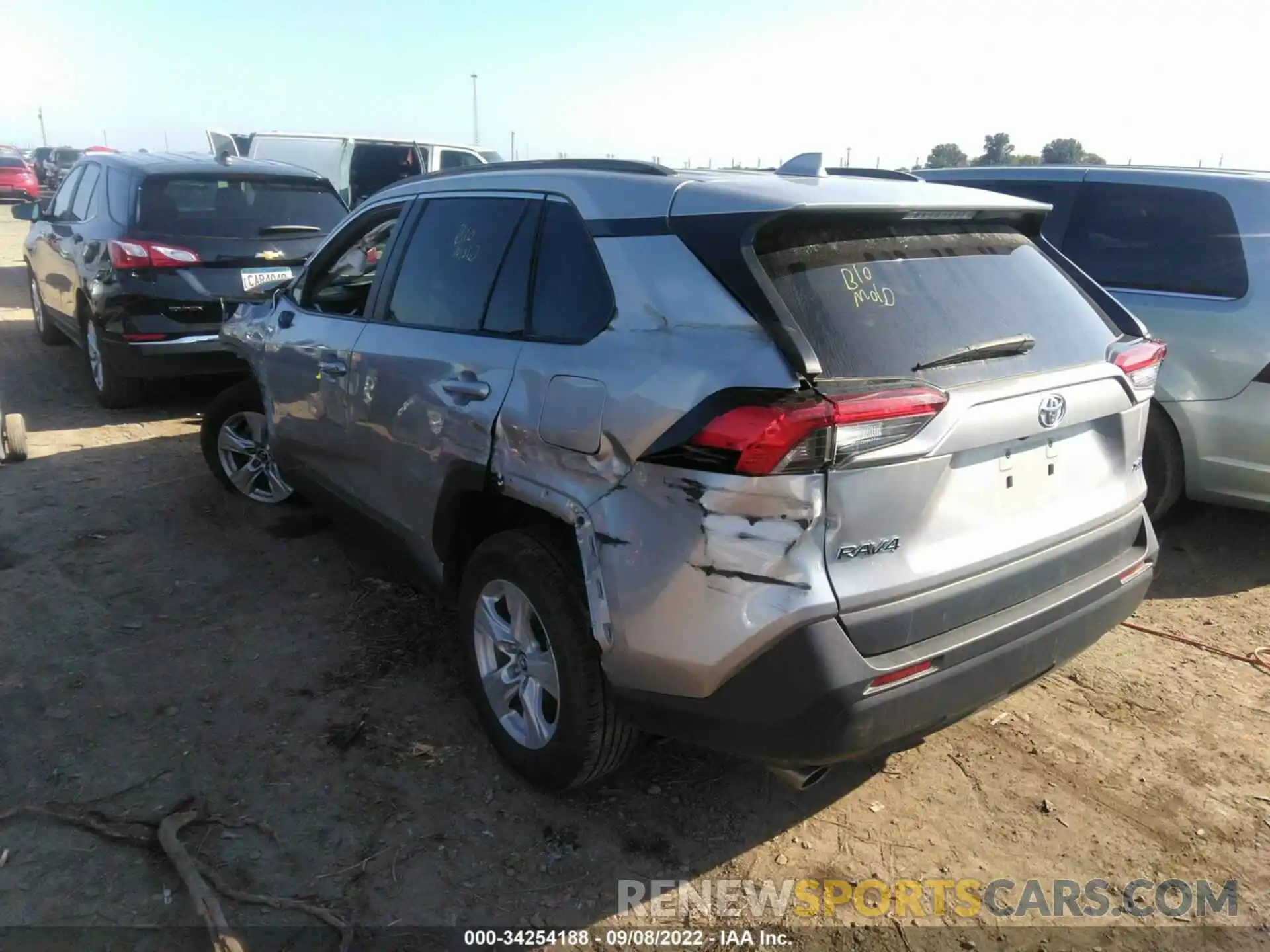 3 Фотография поврежденного автомобиля 2T3W1RFV3MC101440 TOYOTA RAV4 2021