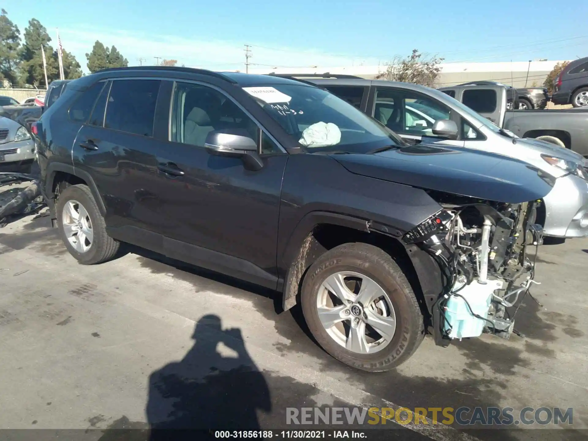 1 Photograph of a damaged car 2T3W1RFV3MC105990 TOYOTA RAV4 2021