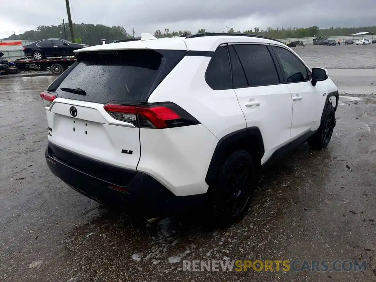 4 Photograph of a damaged car 2T3W1RFV3MC109294 TOYOTA RAV4 2021