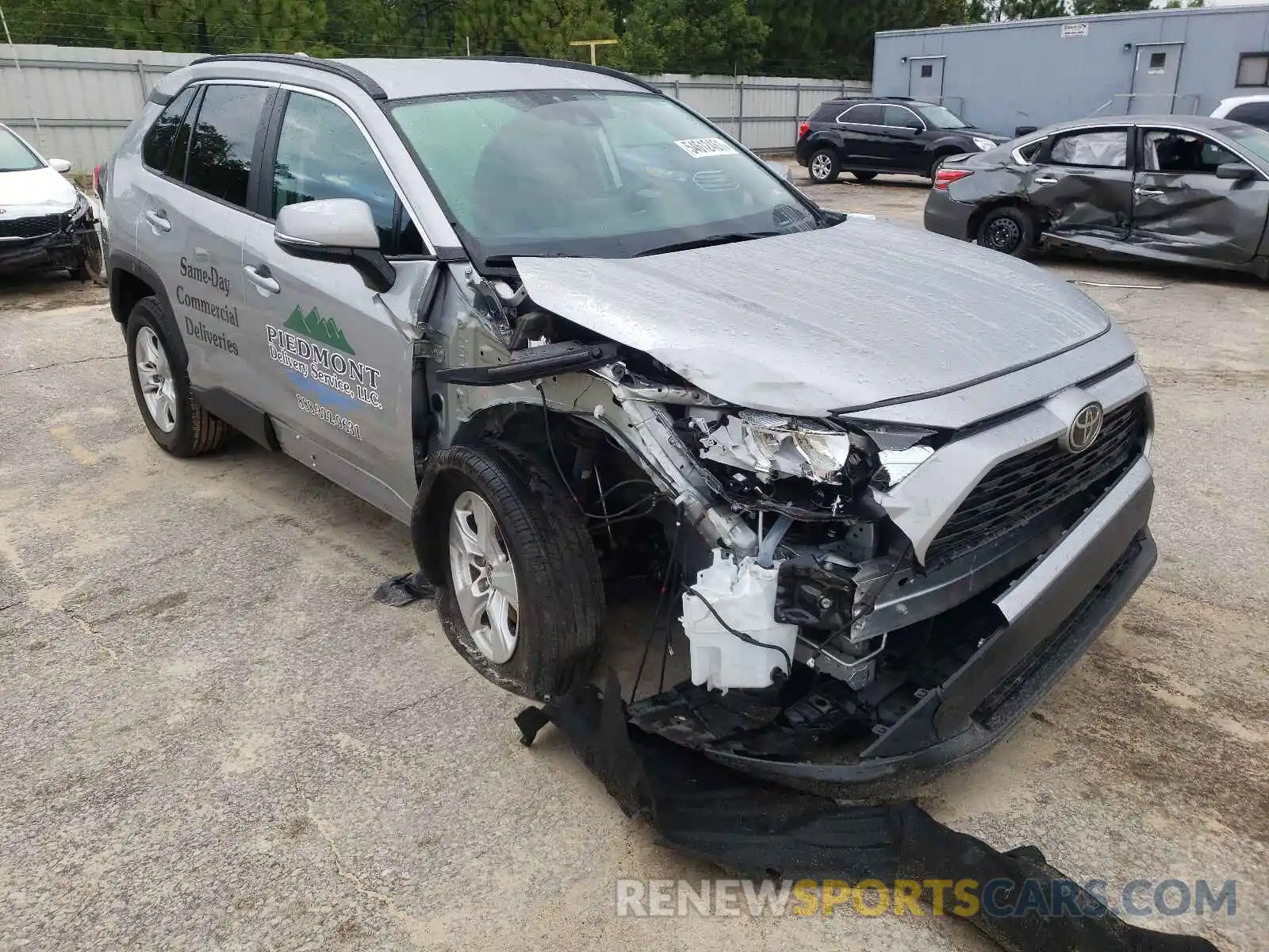 1 Photograph of a damaged car 2T3W1RFV3MC113720 TOYOTA RAV4 2021