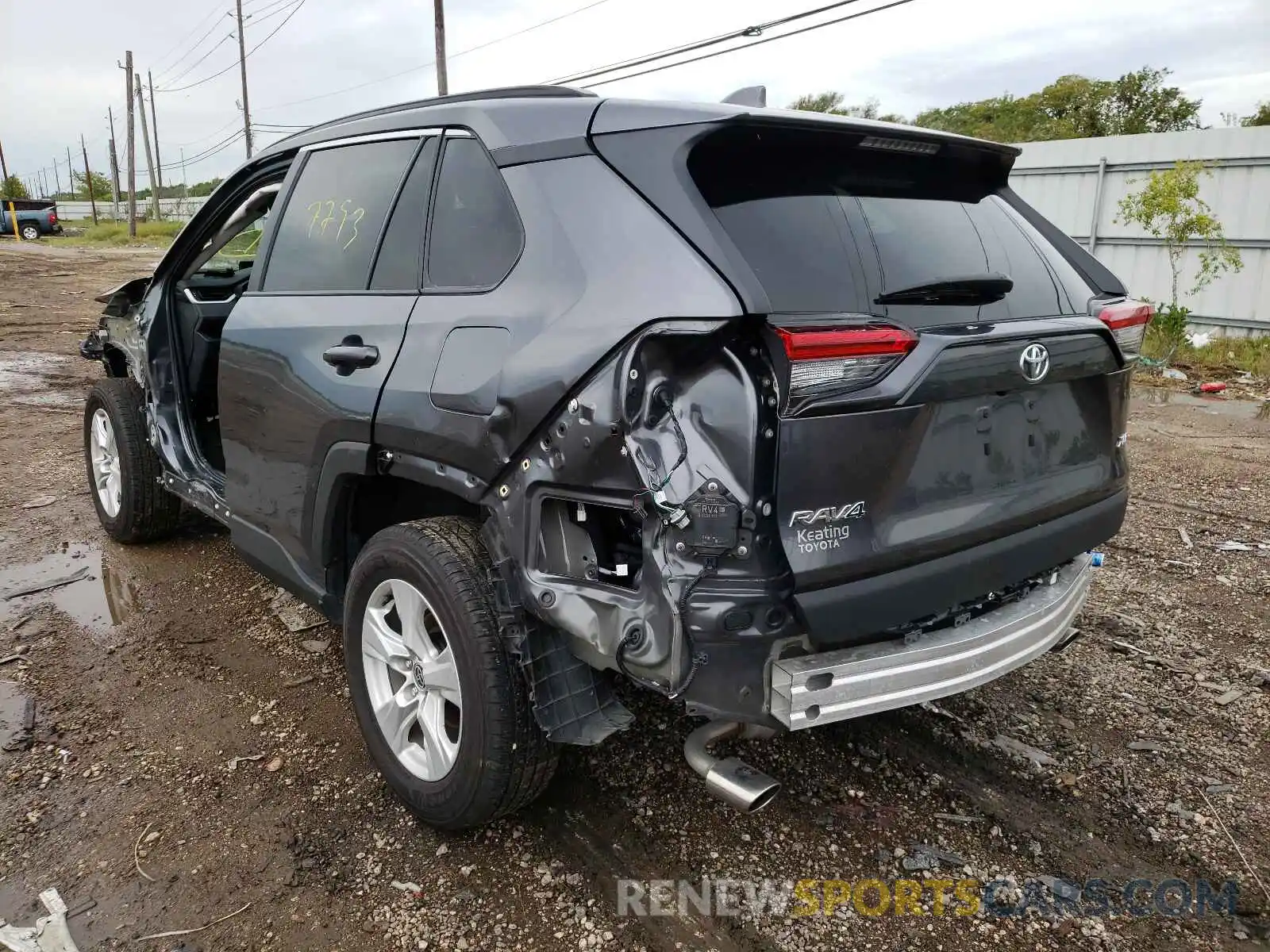 3 Photograph of a damaged car 2T3W1RFV3MC119758 TOYOTA RAV4 2021