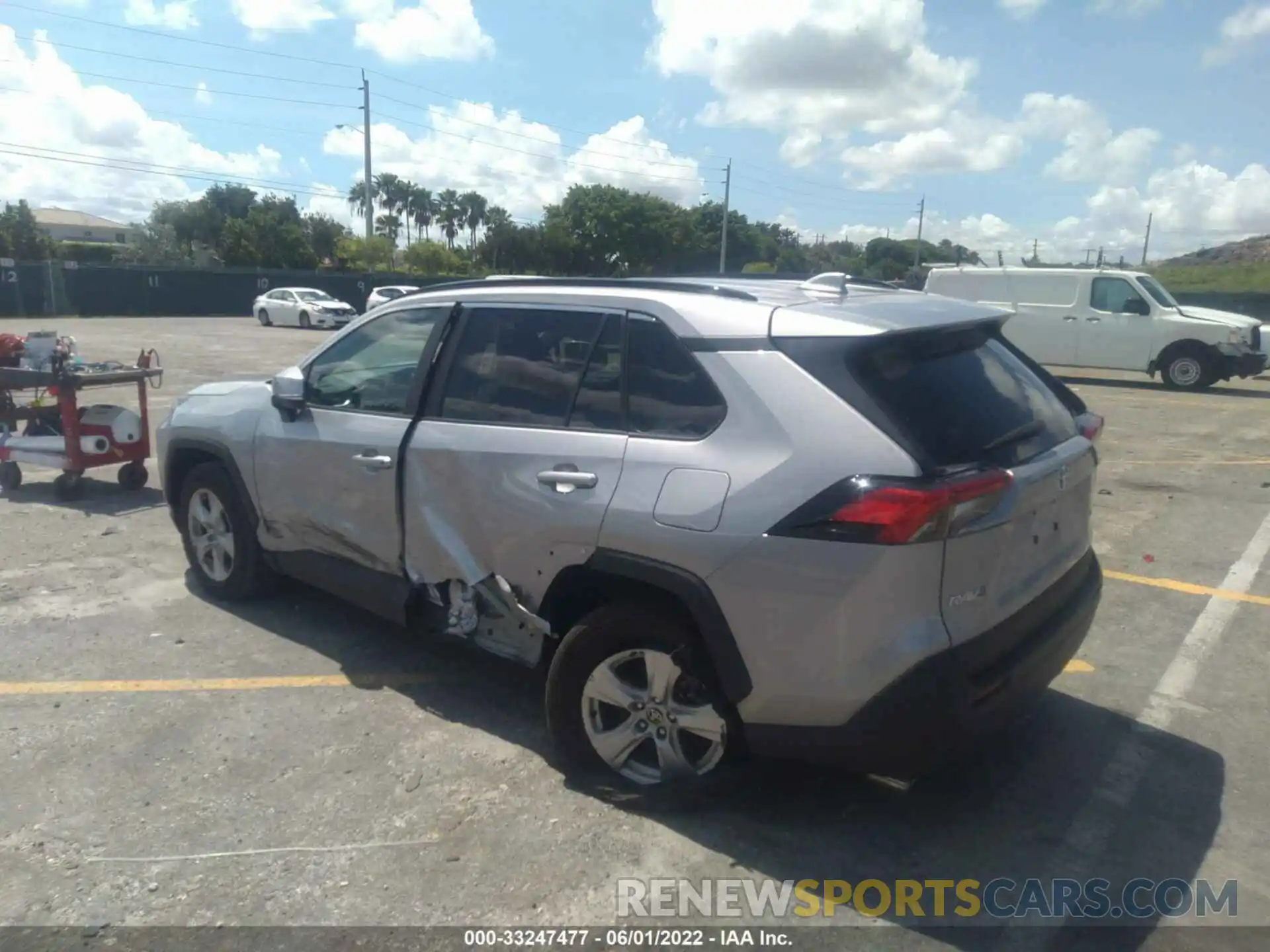 3 Photograph of a damaged car 2T3W1RFV3MC139704 TOYOTA RAV4 2021