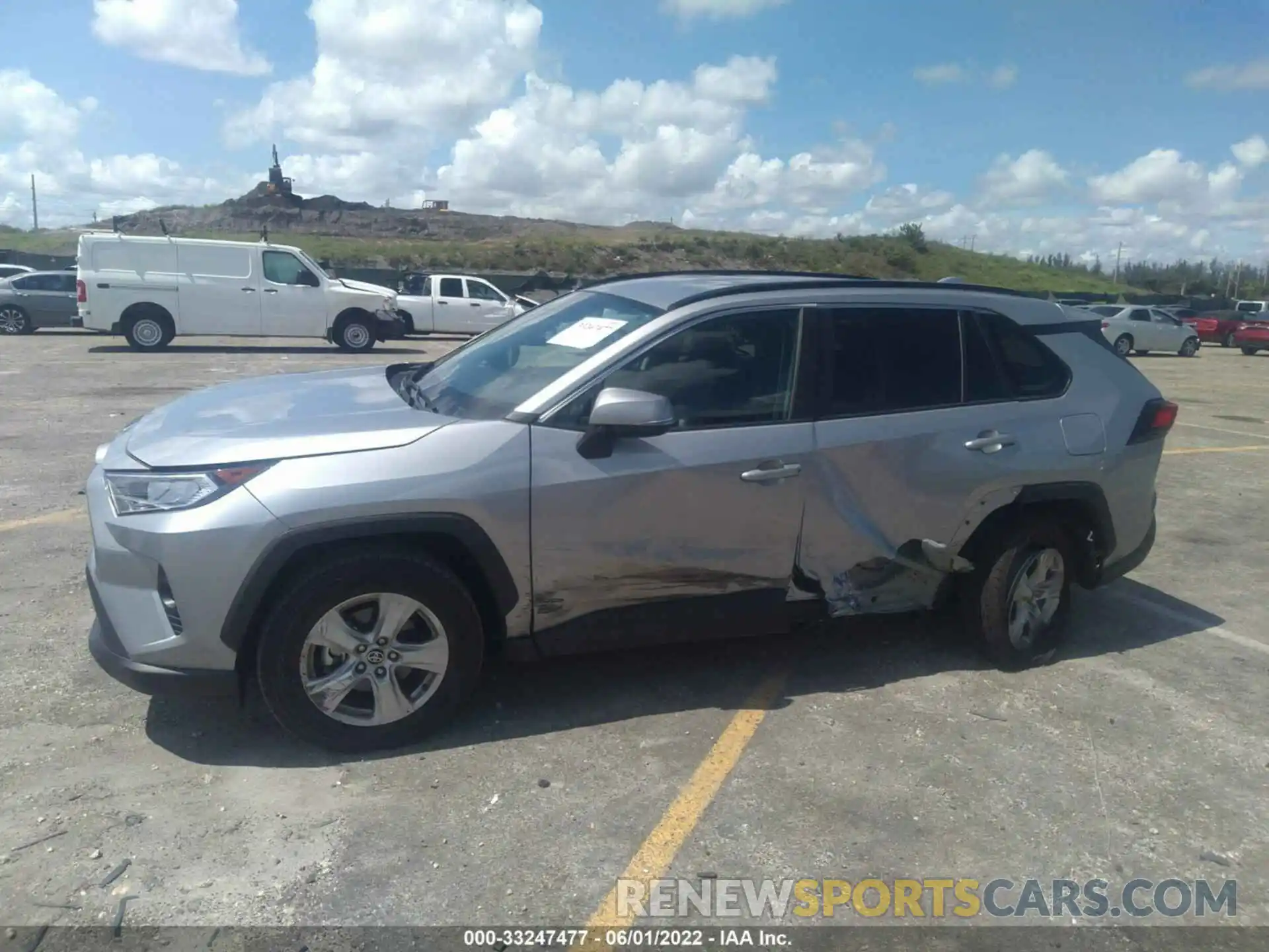 6 Photograph of a damaged car 2T3W1RFV3MC139704 TOYOTA RAV4 2021