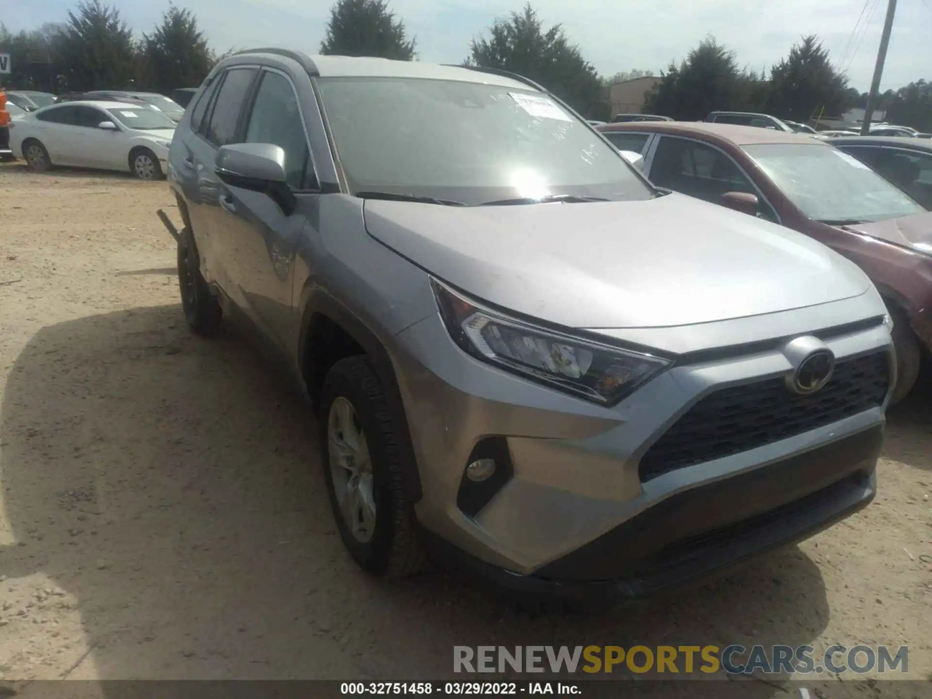 1 Photograph of a damaged car 2T3W1RFV3MC168622 TOYOTA RAV4 2021