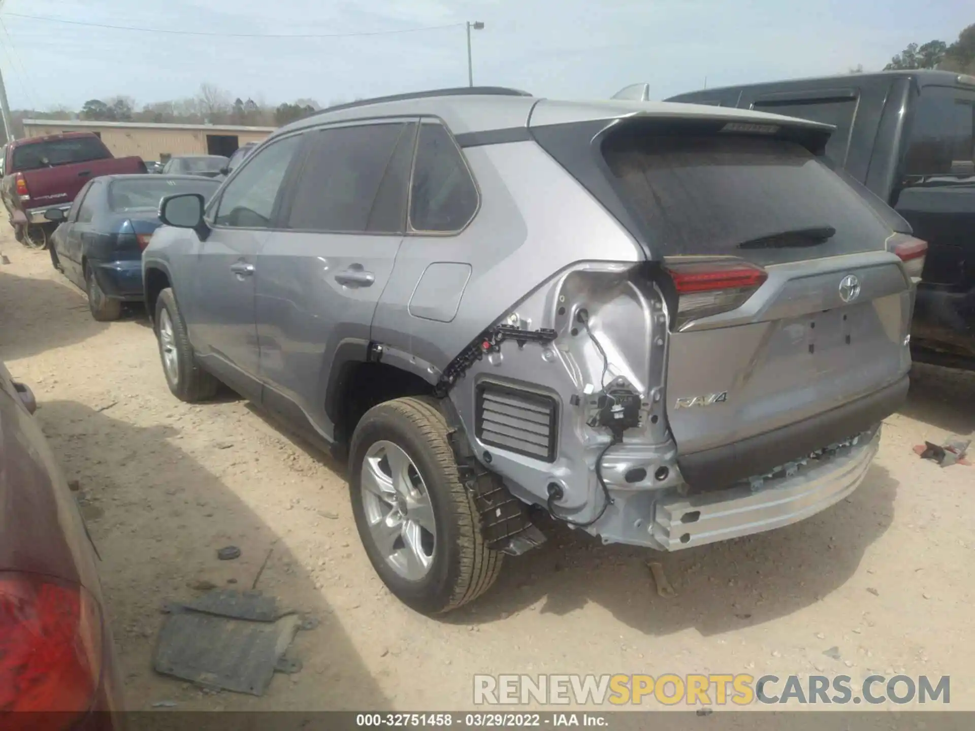 3 Photograph of a damaged car 2T3W1RFV3MC168622 TOYOTA RAV4 2021