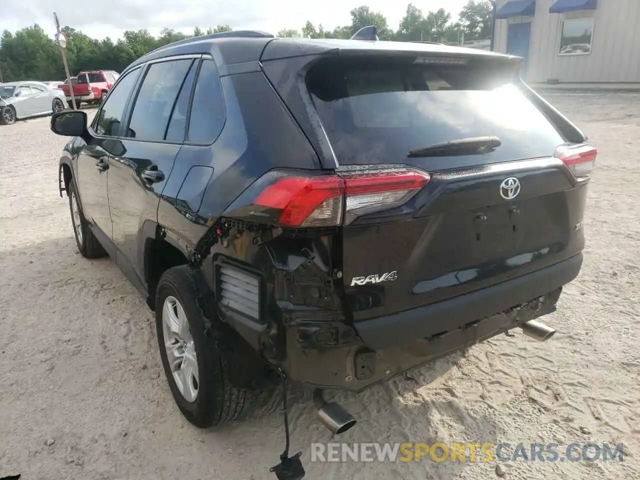 3 Photograph of a damaged car 2T3W1RFV3MW104529 TOYOTA RAV4 2021