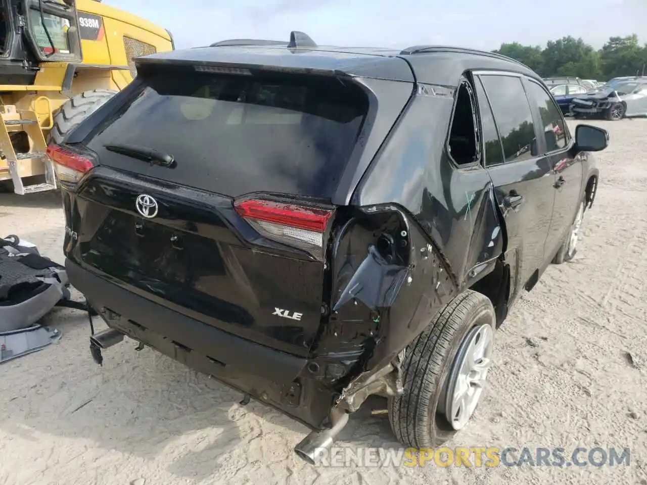 4 Фотография поврежденного автомобиля 2T3W1RFV3MW104529 TOYOTA RAV4 2021