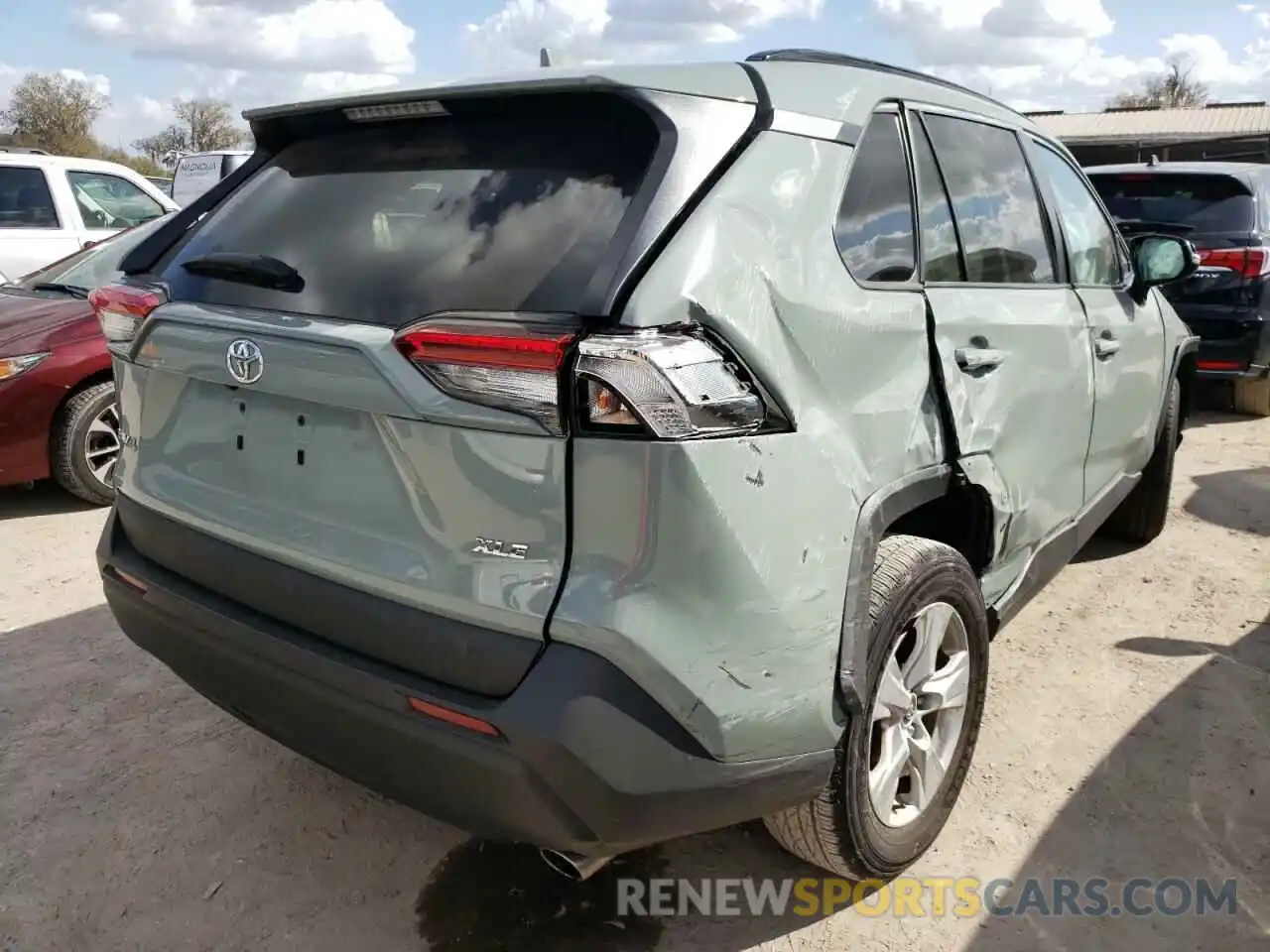 4 Фотография поврежденного автомобиля 2T3W1RFV3MW105423 TOYOTA RAV4 2021