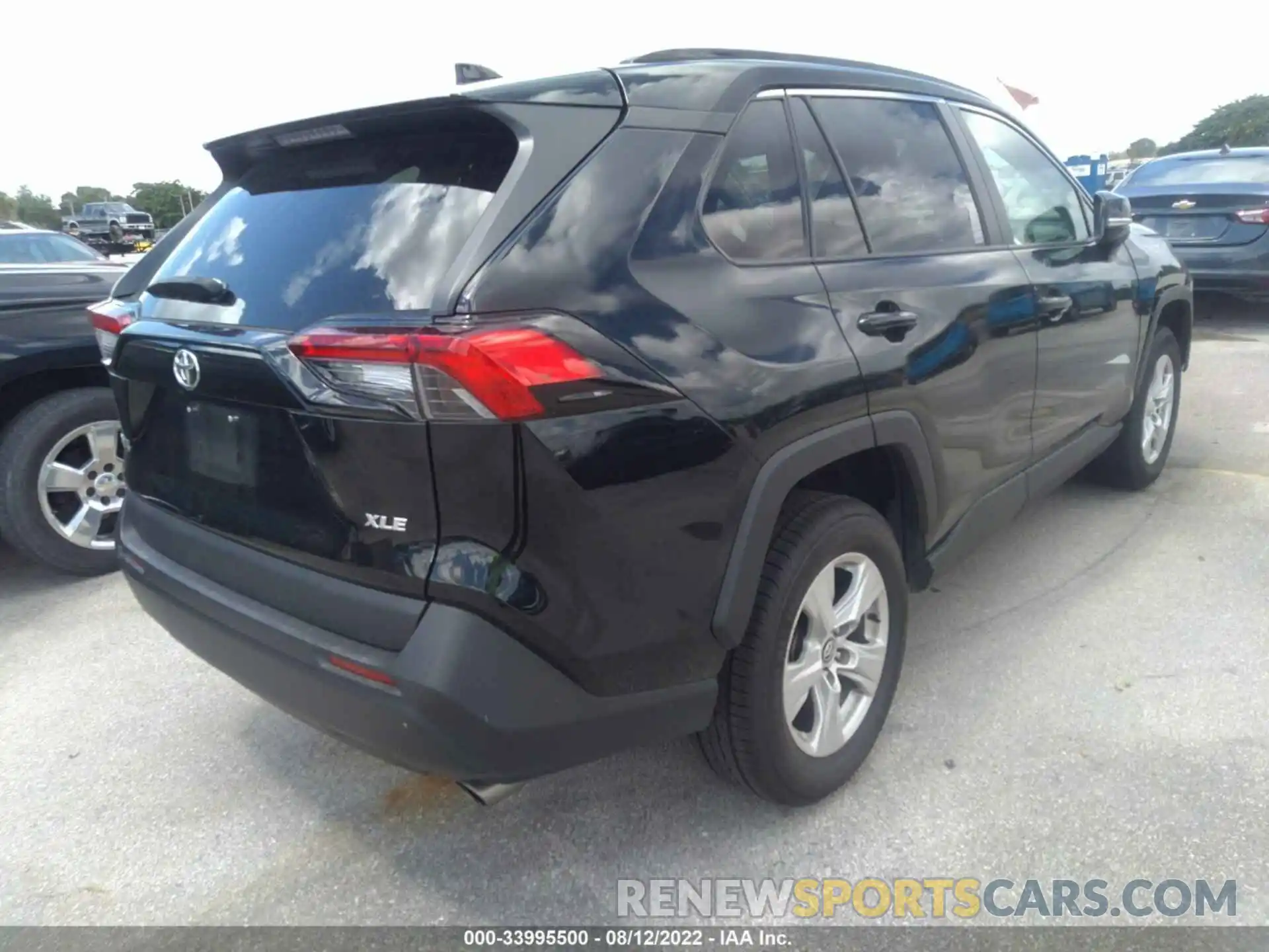 4 Photograph of a damaged car 2T3W1RFV3MW106359 TOYOTA RAV4 2021