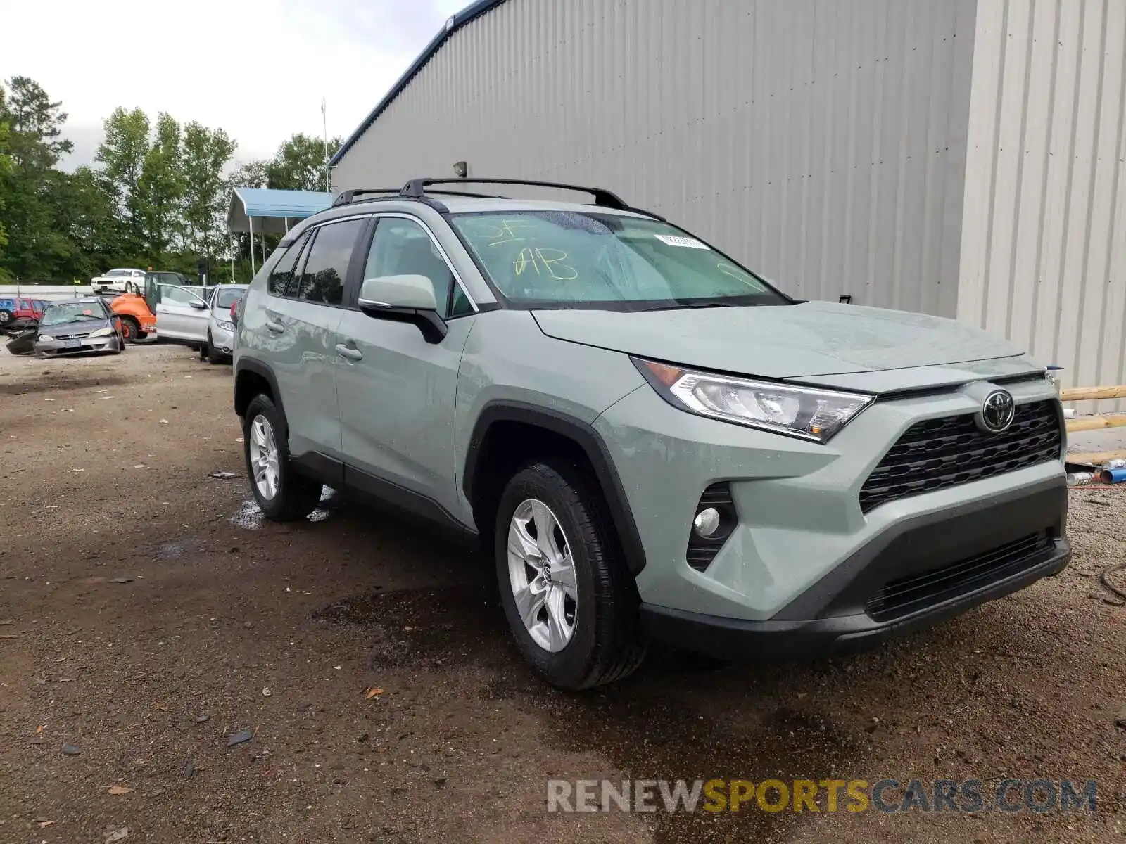 1 Photograph of a damaged car 2T3W1RFV3MW111609 TOYOTA RAV4 2021