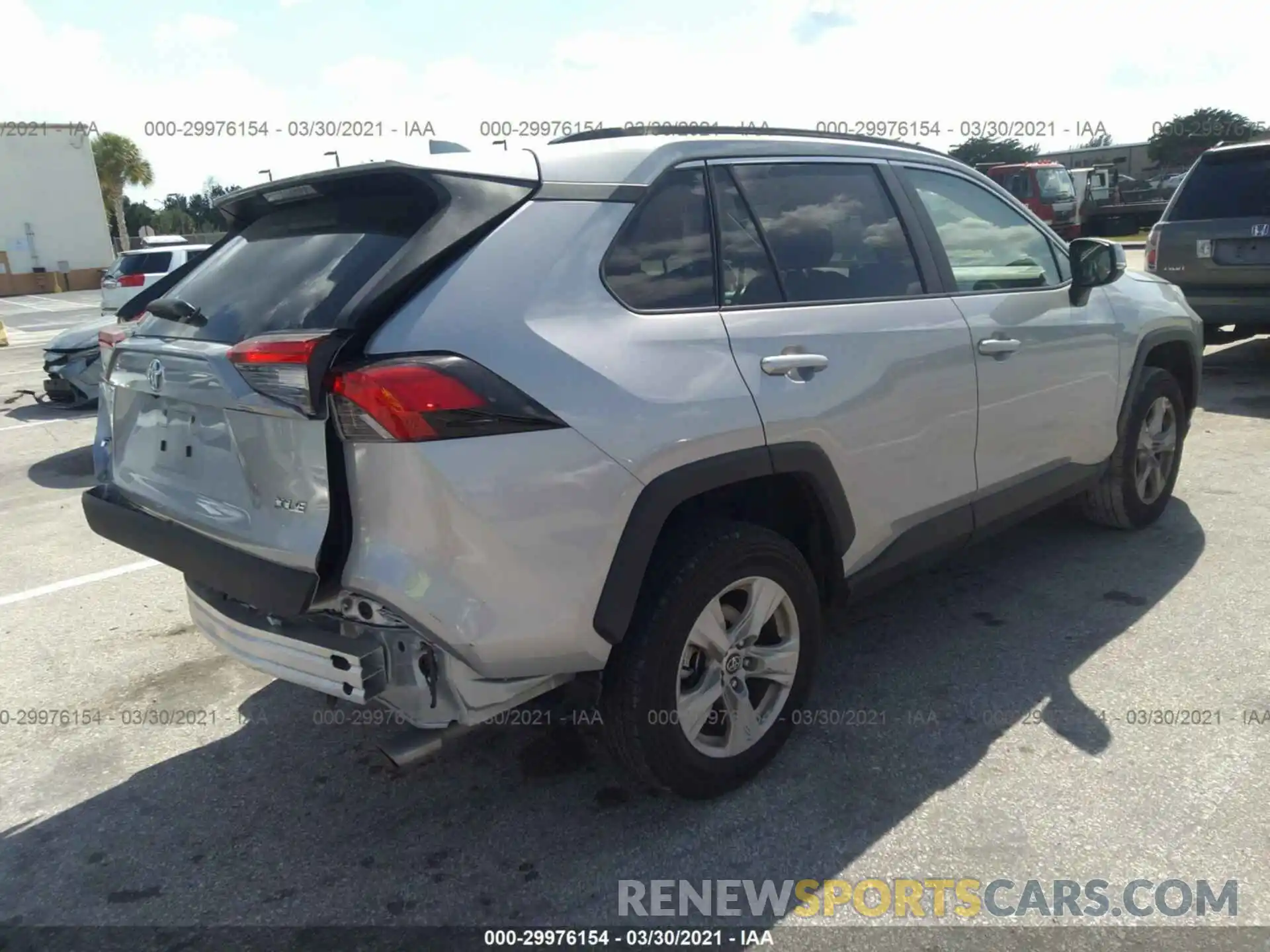 4 Photograph of a damaged car 2T3W1RFV3MW111710 TOYOTA RAV4 2021