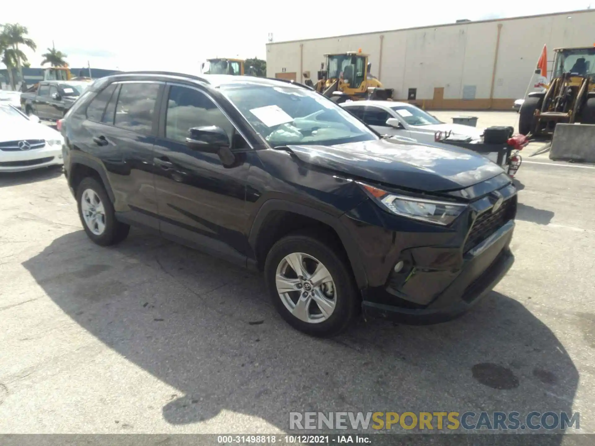 1 Photograph of a damaged car 2T3W1RFV3MW112551 TOYOTA RAV4 2021