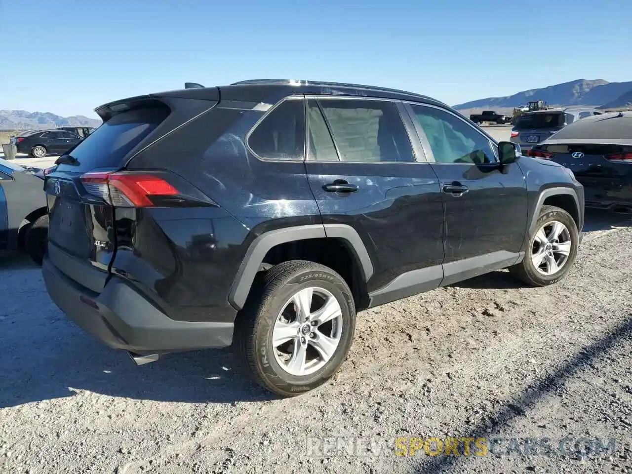 3 Photograph of a damaged car 2T3W1RFV3MW113201 TOYOTA RAV4 2021