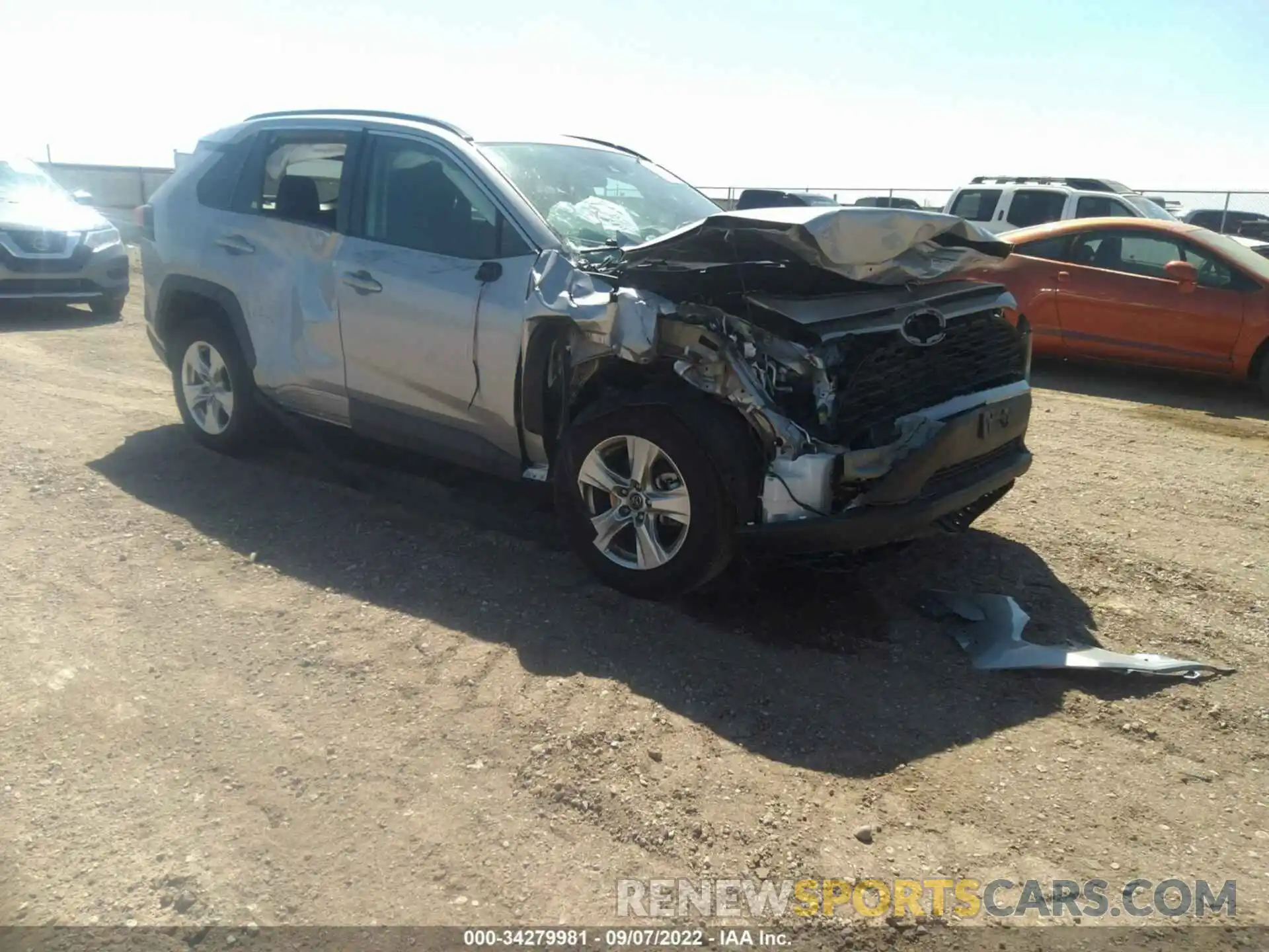 1 Photograph of a damaged car 2T3W1RFV3MW117278 TOYOTA RAV4 2021