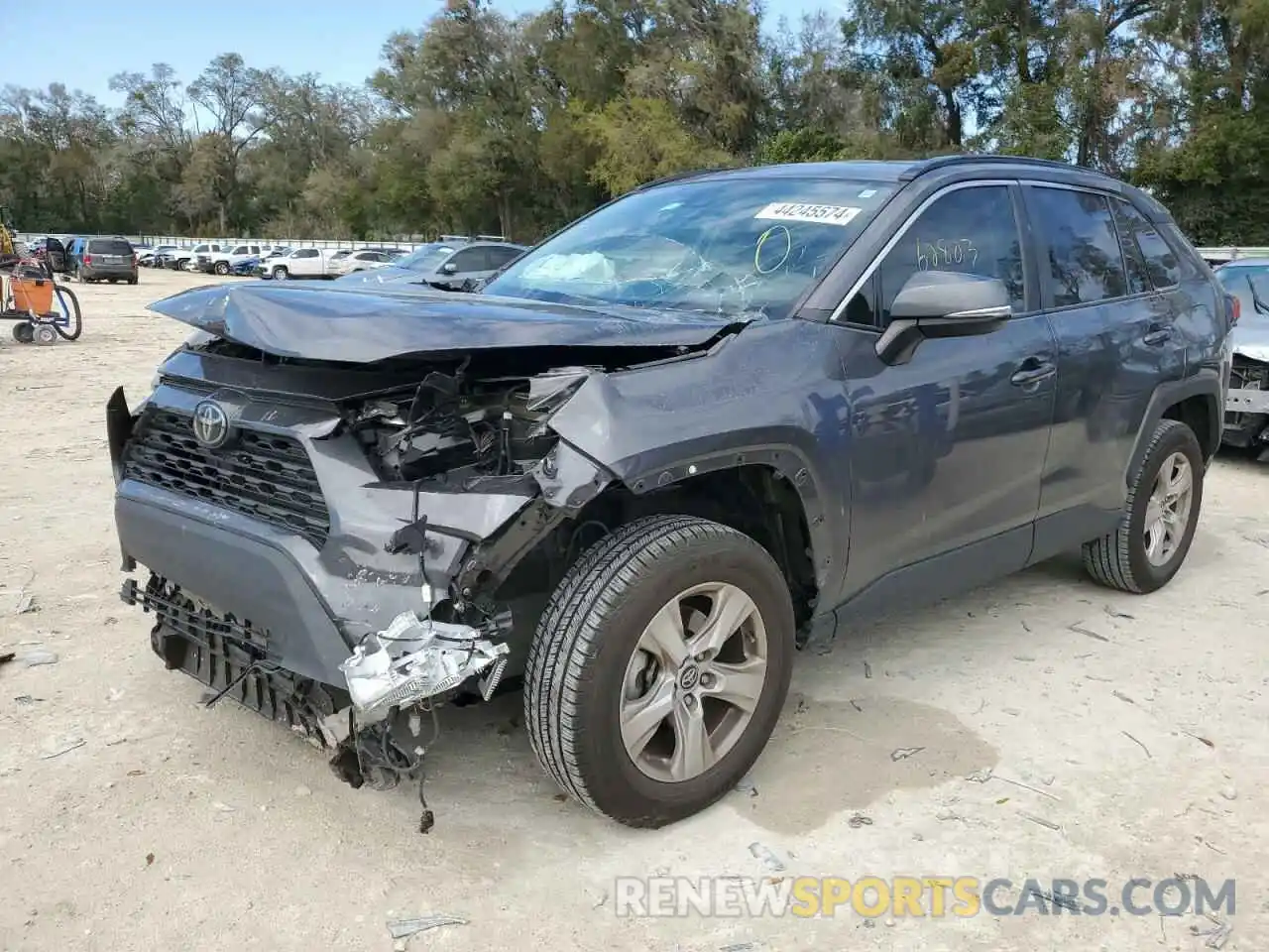 1 Photograph of a damaged car 2T3W1RFV3MW122934 TOYOTA RAV4 2021