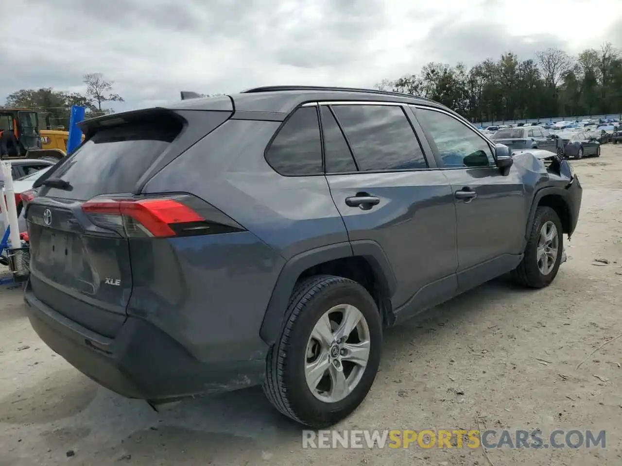 3 Photograph of a damaged car 2T3W1RFV3MW122934 TOYOTA RAV4 2021