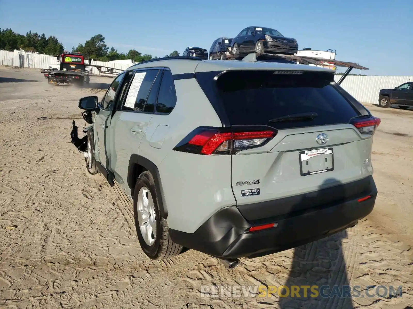 3 Photograph of a damaged car 2T3W1RFV3MW137546 TOYOTA RAV4 2021