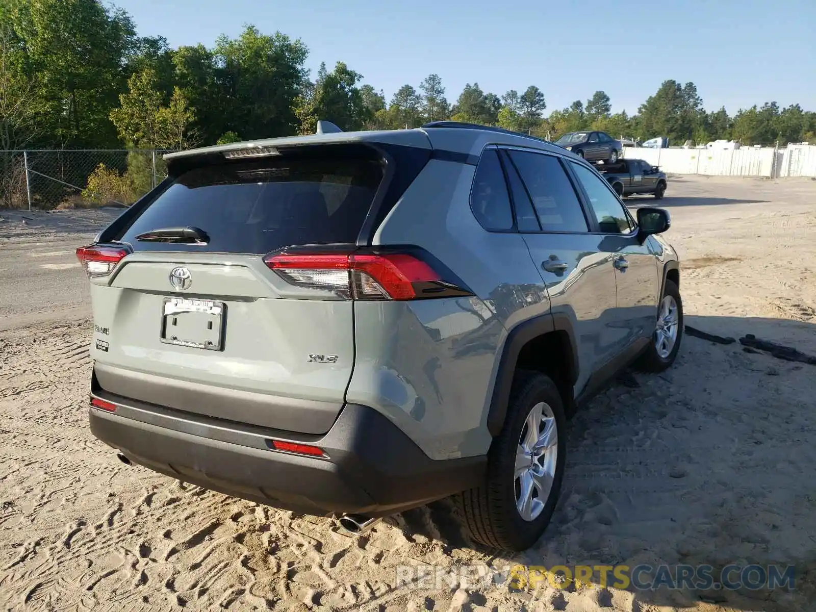 4 Photograph of a damaged car 2T3W1RFV3MW137546 TOYOTA RAV4 2021