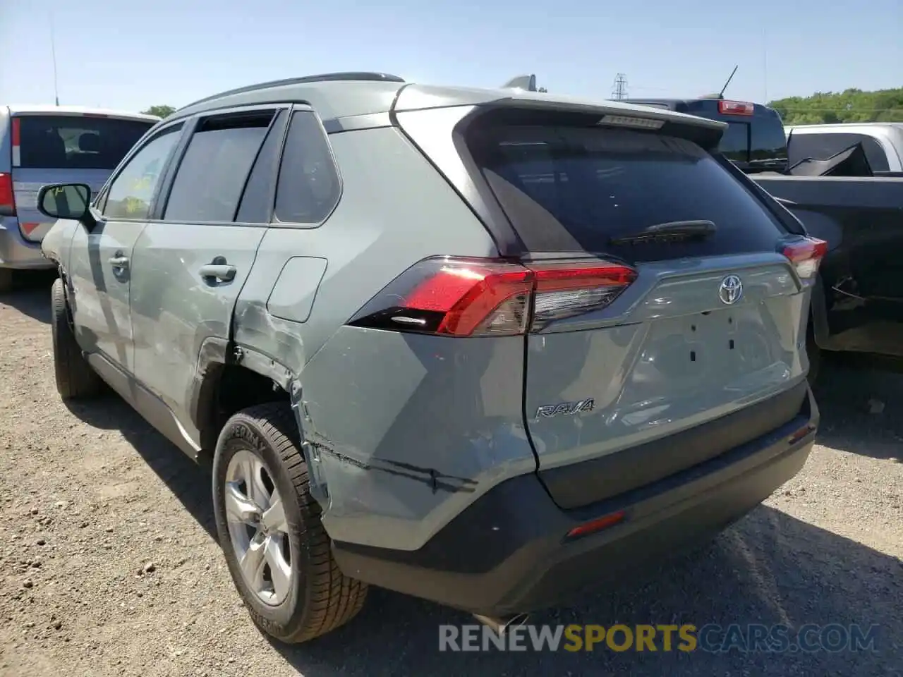 3 Photograph of a damaged car 2T3W1RFV3MW138468 TOYOTA RAV4 2021