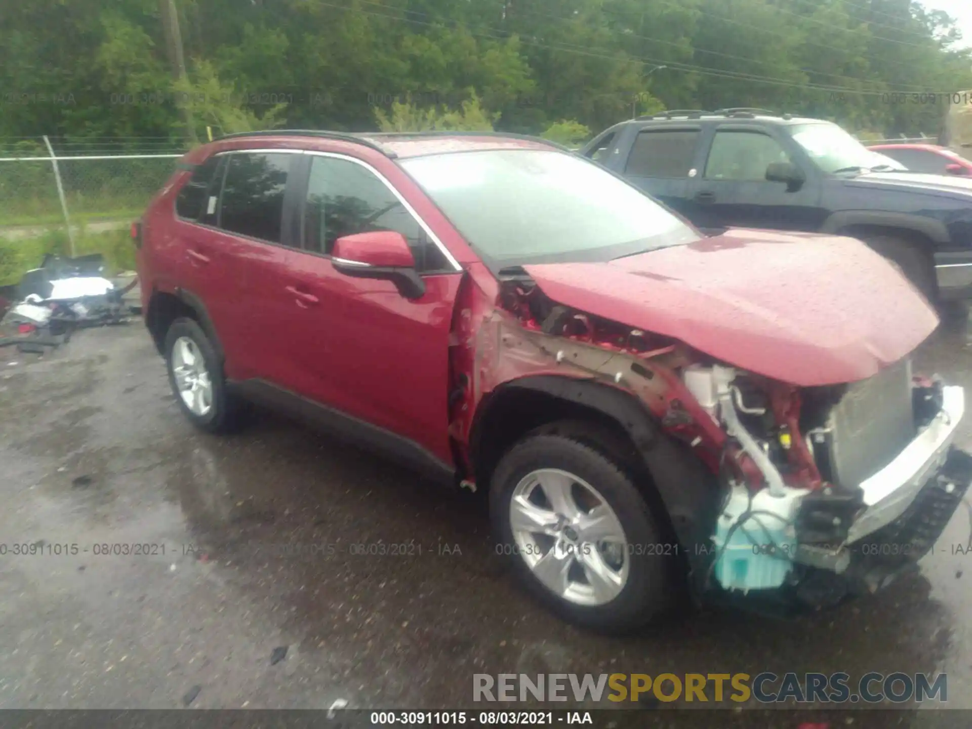 1 Photograph of a damaged car 2T3W1RFV3MW142620 TOYOTA RAV4 2021