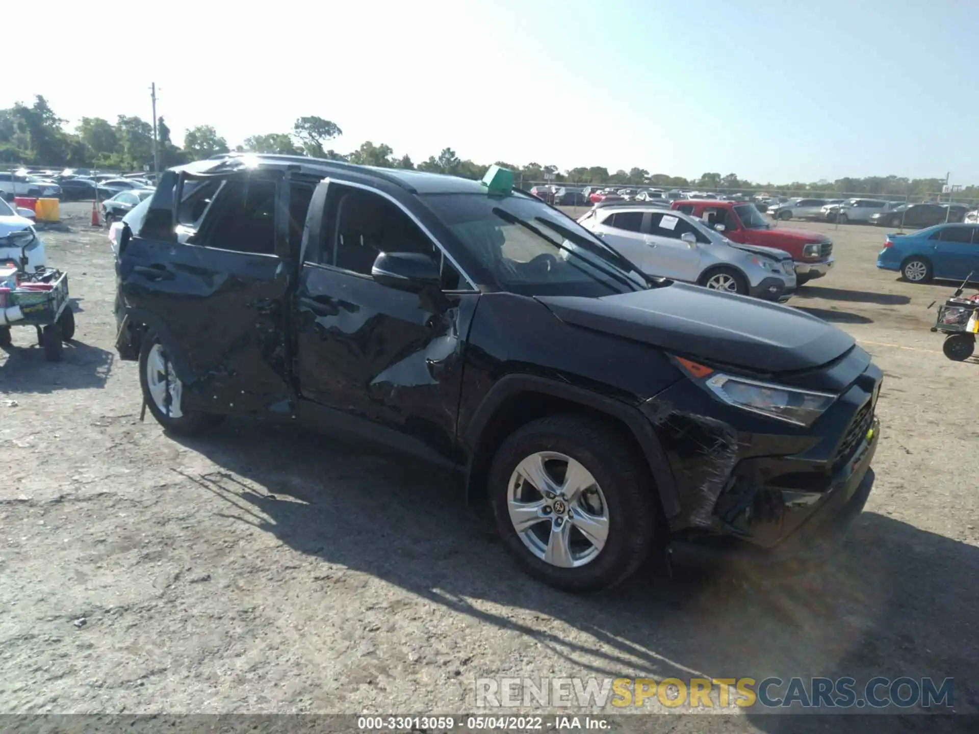 1 Photograph of a damaged car 2T3W1RFV3MW144884 TOYOTA RAV4 2021