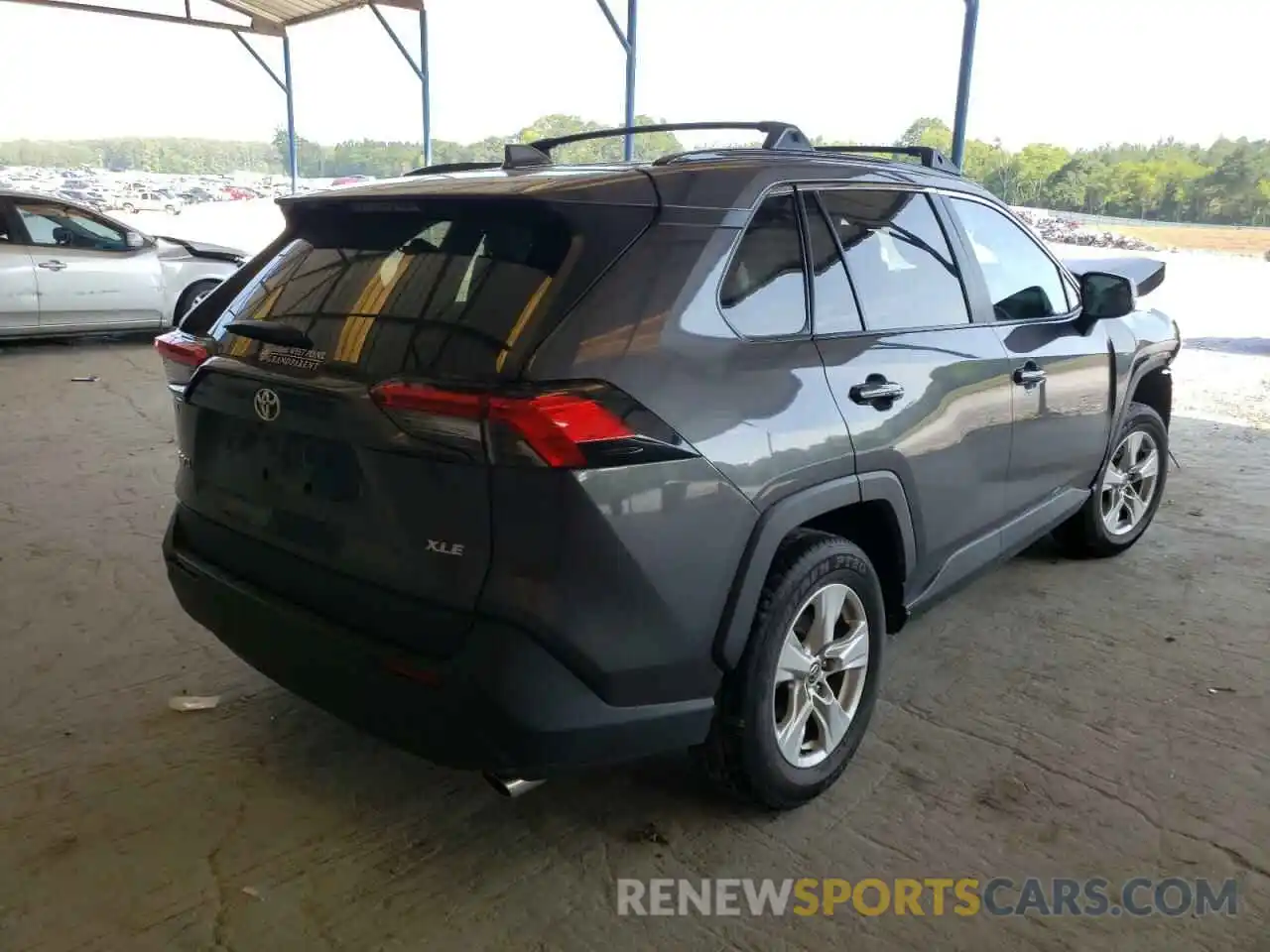 4 Photograph of a damaged car 2T3W1RFV3MW145341 TOYOTA RAV4 2021