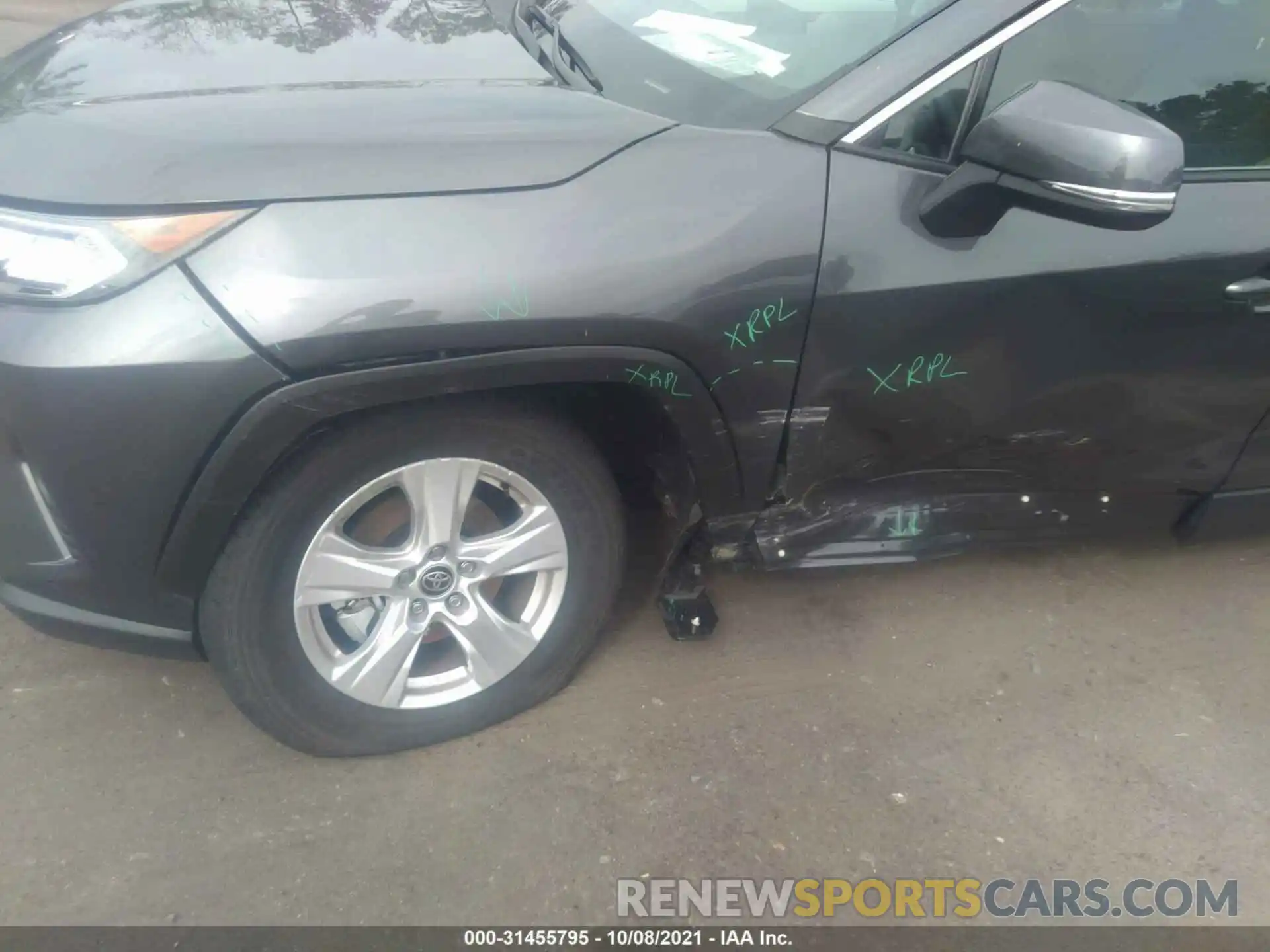 6 Photograph of a damaged car 2T3W1RFV3MW160583 TOYOTA RAV4 2021