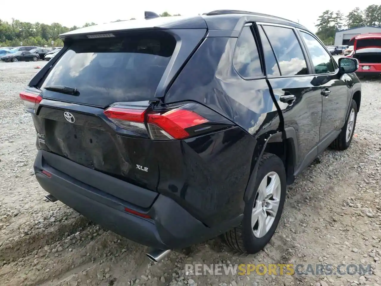 4 Photograph of a damaged car 2T3W1RFV3MW169008 TOYOTA RAV4 2021