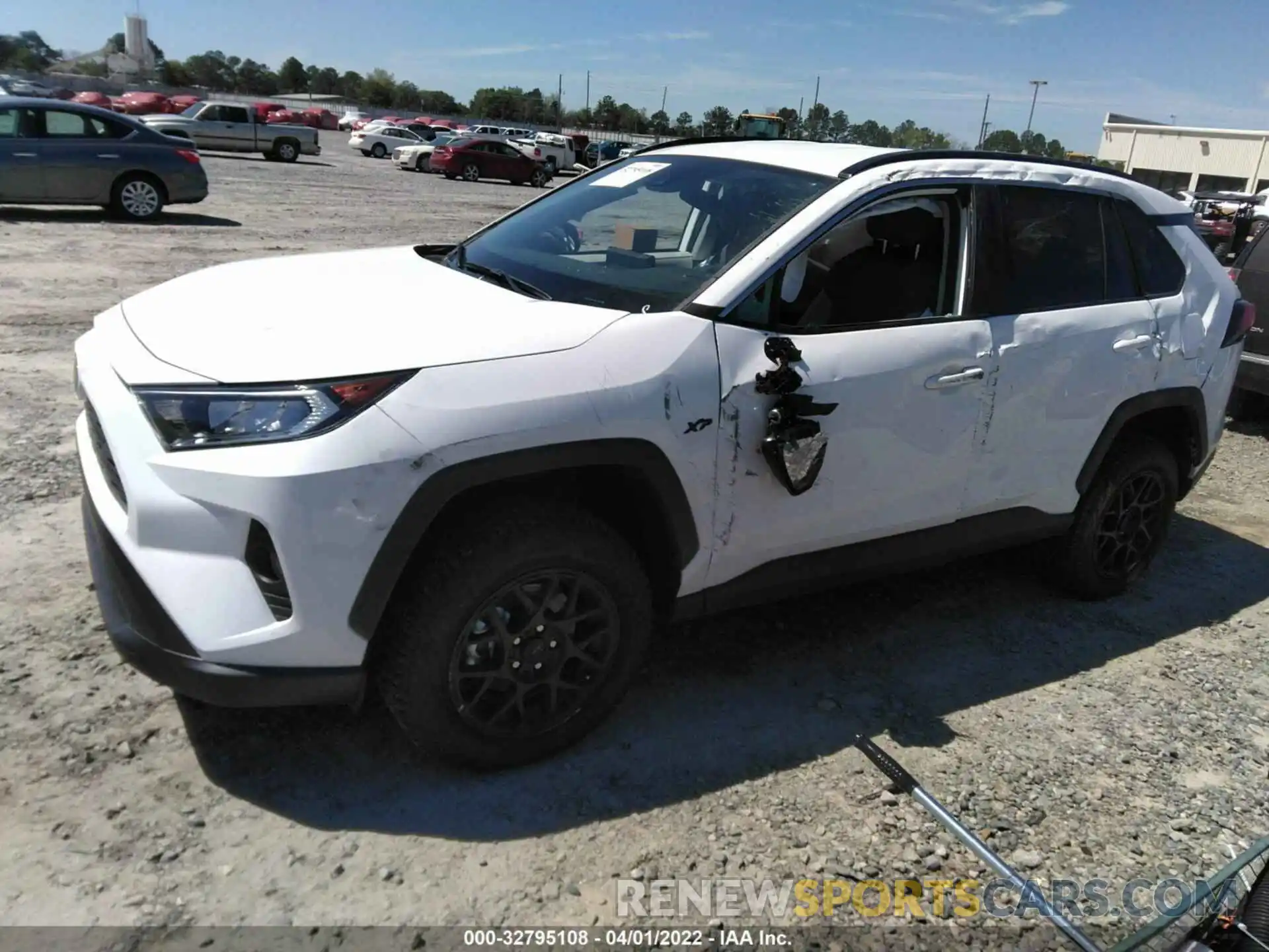 2 Фотография поврежденного автомобиля 2T3W1RFV3MW169459 TOYOTA RAV4 2021