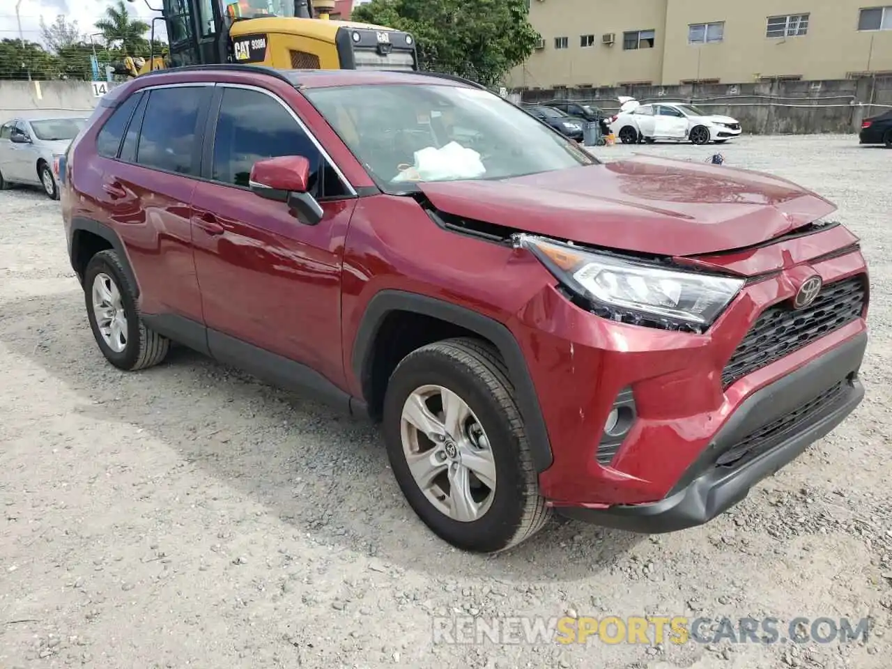 1 Photograph of a damaged car 2T3W1RFV3MW175018 TOYOTA RAV4 2021