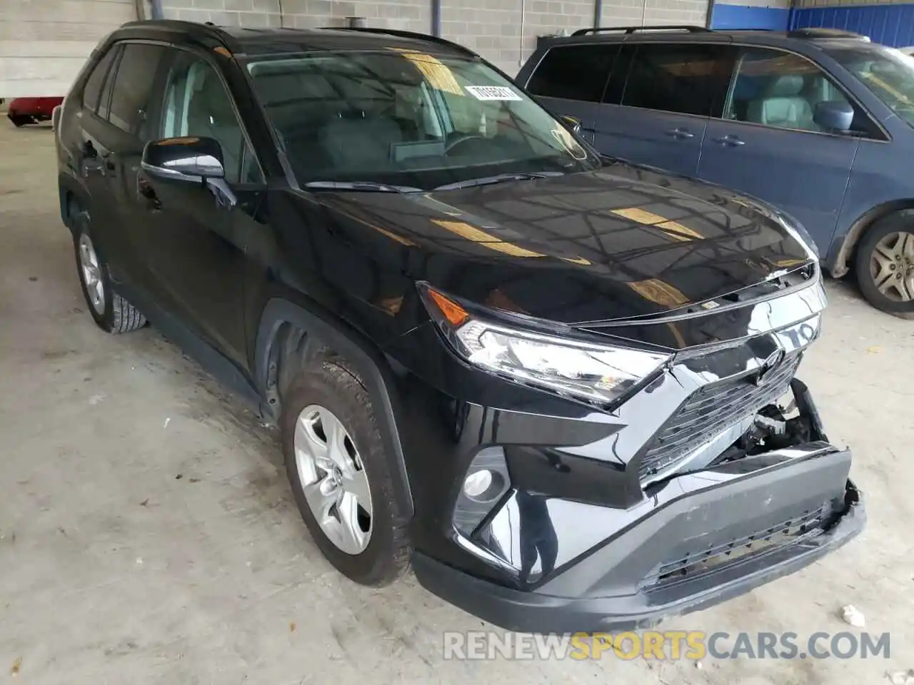 1 Photograph of a damaged car 2T3W1RFV4MC088648 TOYOTA RAV4 2021