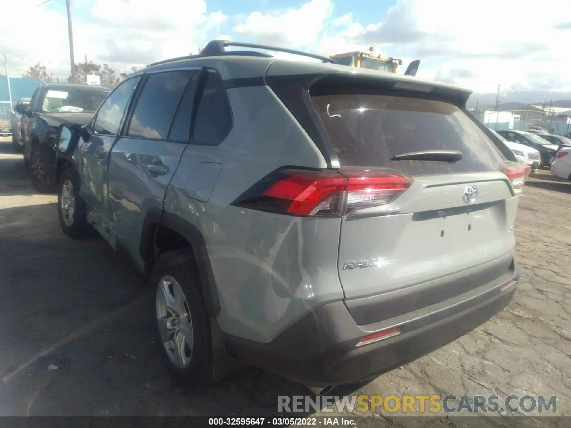 3 Photograph of a damaged car 2T3W1RFV4MC090559 TOYOTA RAV4 2021