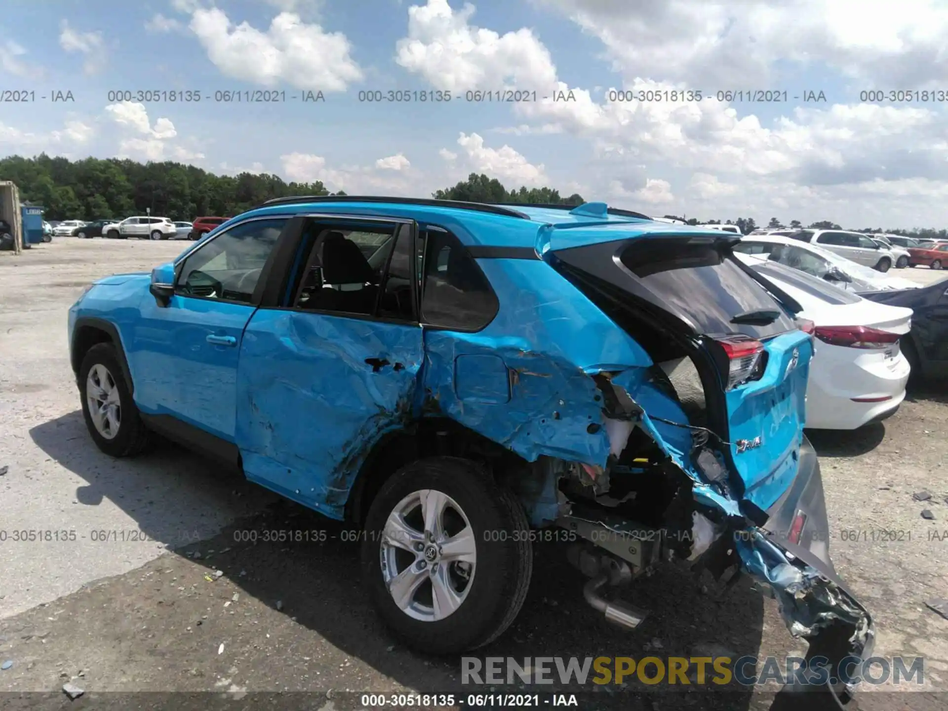 3 Photograph of a damaged car 2T3W1RFV4MC091520 TOYOTA RAV4 2021