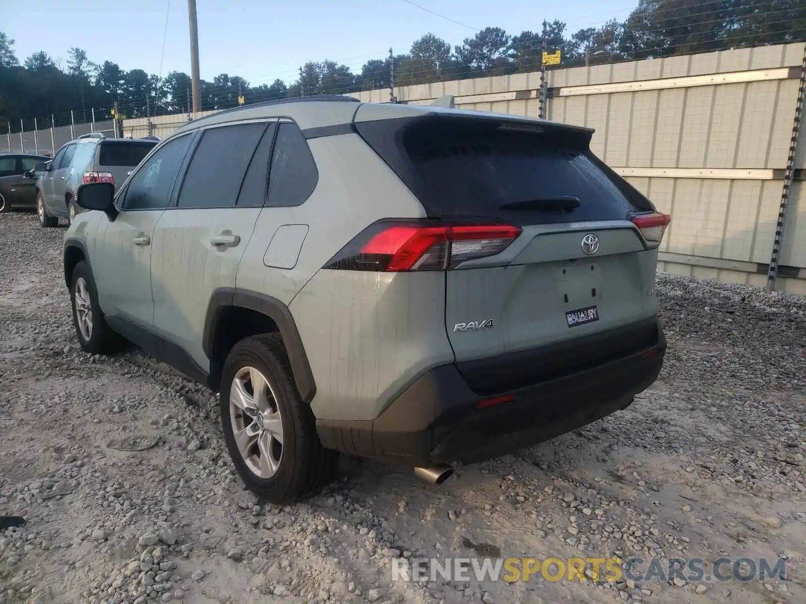 3 Photograph of a damaged car 2T3W1RFV4MC091808 TOYOTA RAV4 2021