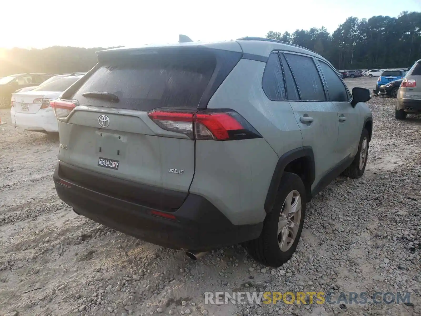 4 Photograph of a damaged car 2T3W1RFV4MC091808 TOYOTA RAV4 2021