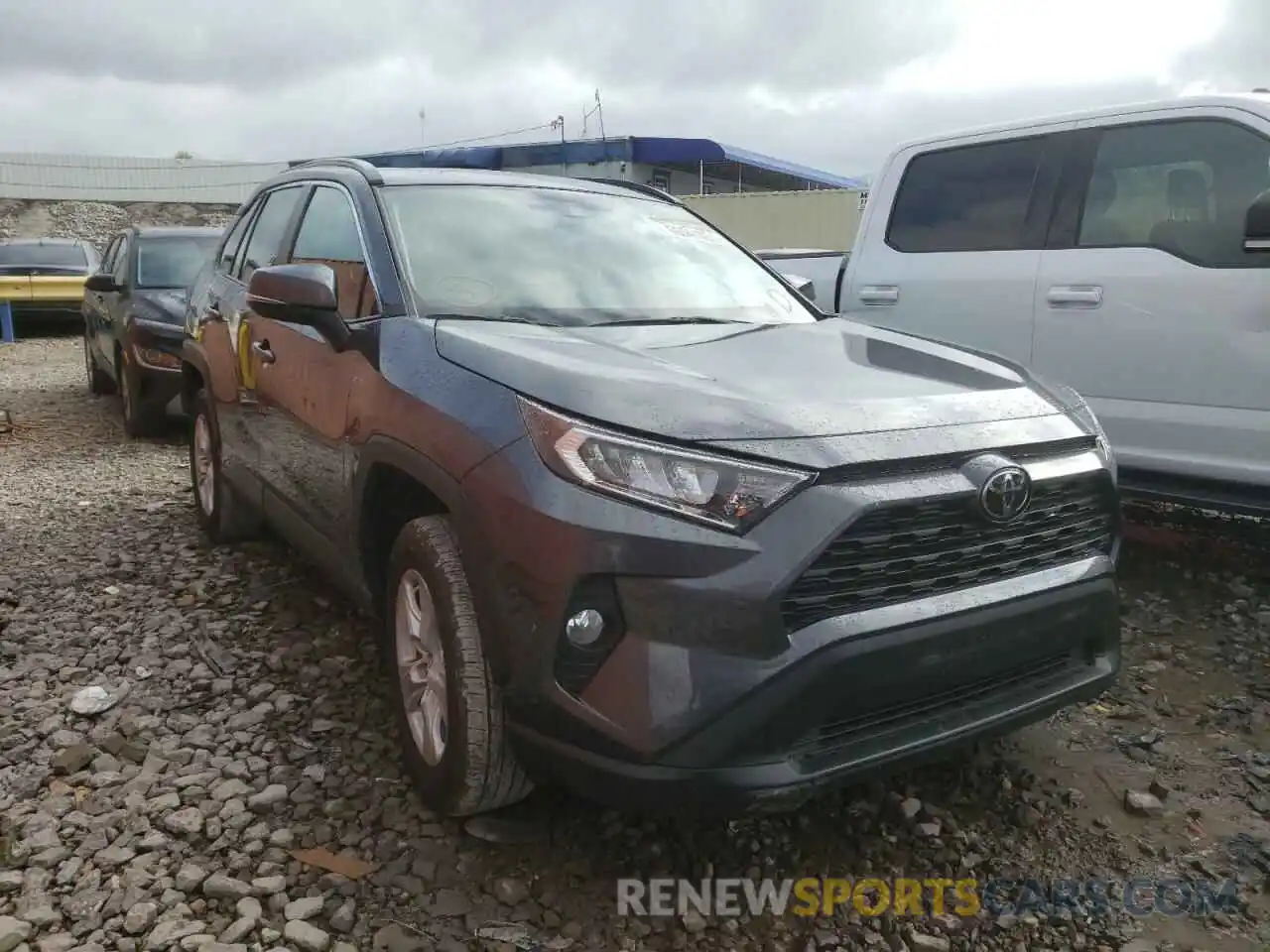 1 Photograph of a damaged car 2T3W1RFV4MC092649 TOYOTA RAV4 2021