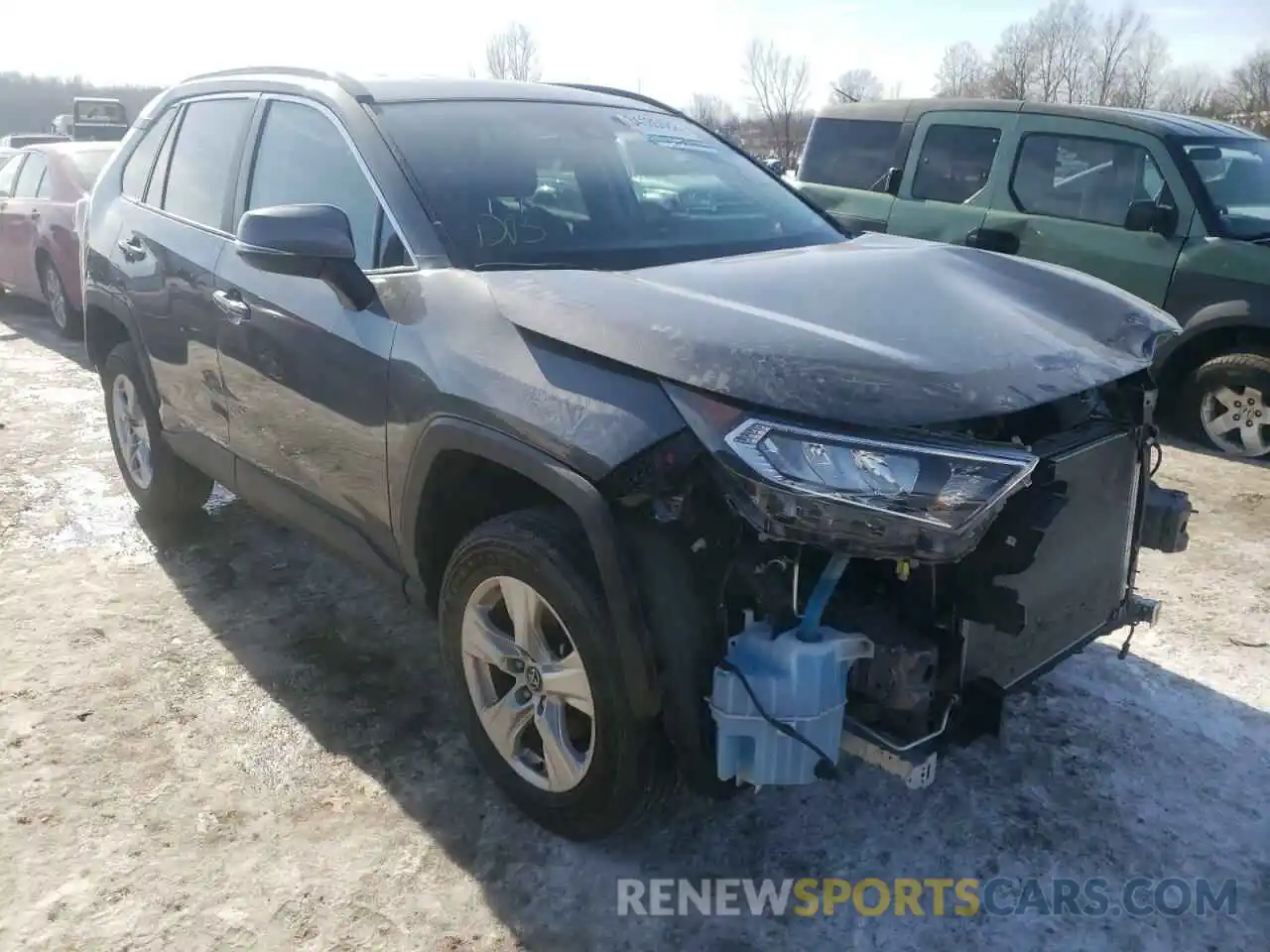 1 Photograph of a damaged car 2T3W1RFV4MC094515 TOYOTA RAV4 2021