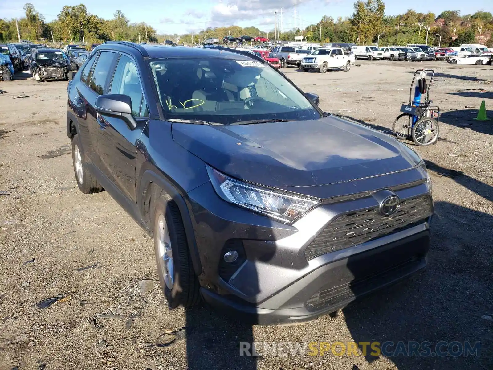 1 Photograph of a damaged car 2T3W1RFV4MC107330 TOYOTA RAV4 2021