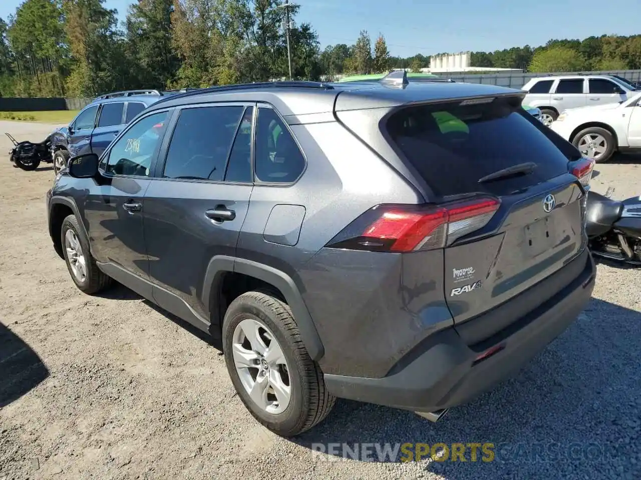 3 Photograph of a damaged car 2T3W1RFV4MC108347 TOYOTA RAV4 2021