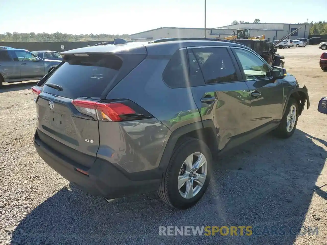 4 Photograph of a damaged car 2T3W1RFV4MC108347 TOYOTA RAV4 2021