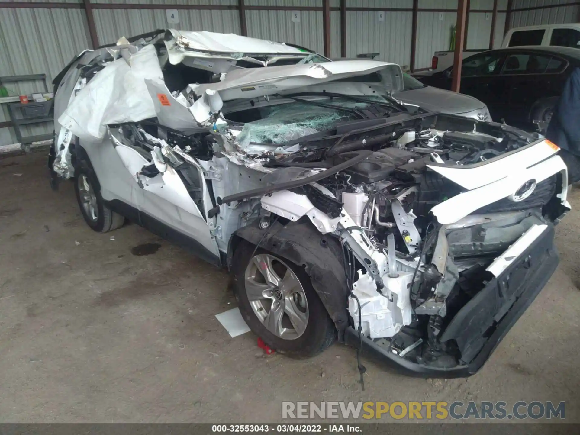 1 Photograph of a damaged car 2T3W1RFV4MC112916 TOYOTA RAV4 2021