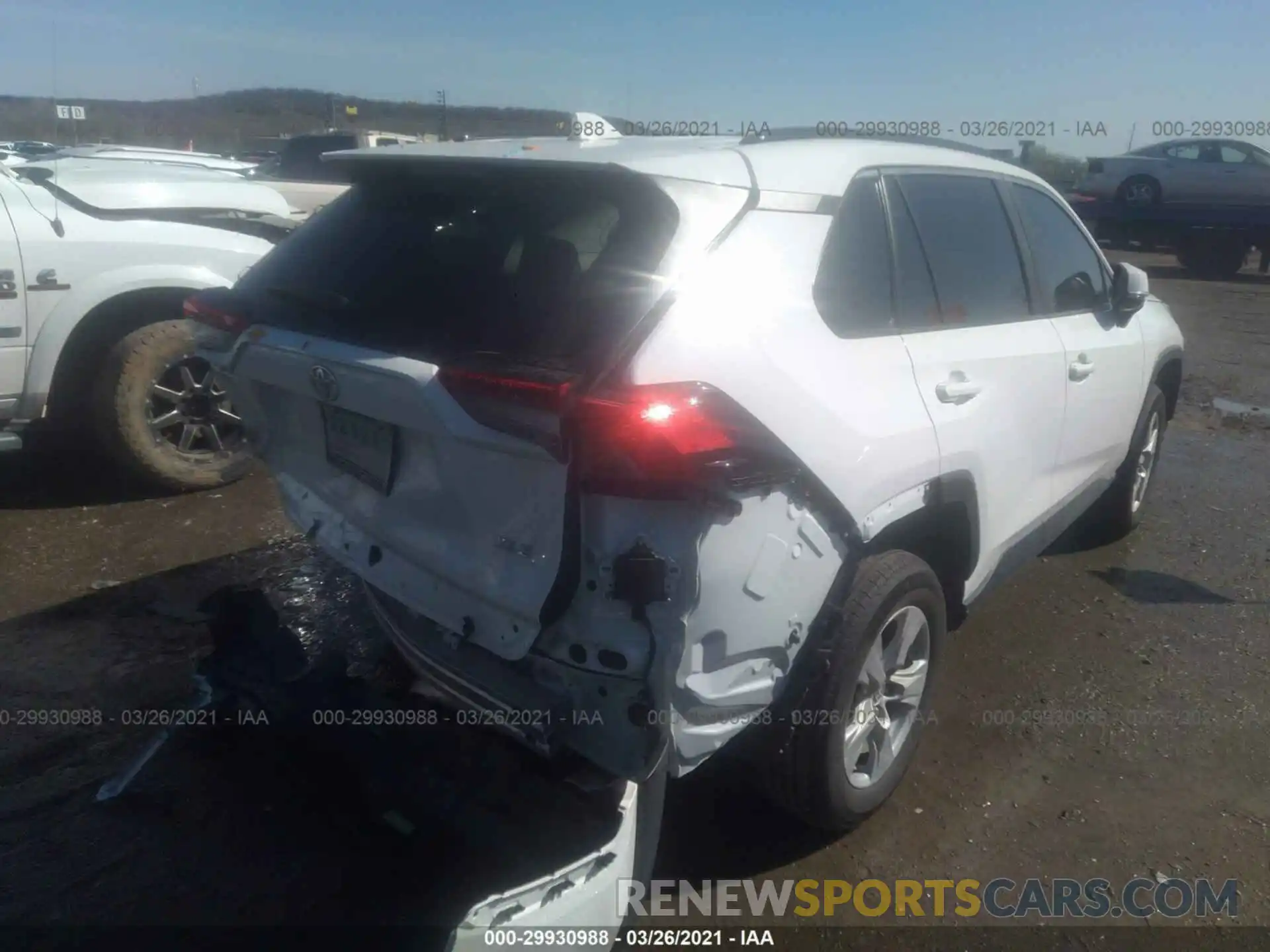 4 Photograph of a damaged car 2T3W1RFV4MC114245 TOYOTA RAV4 2021