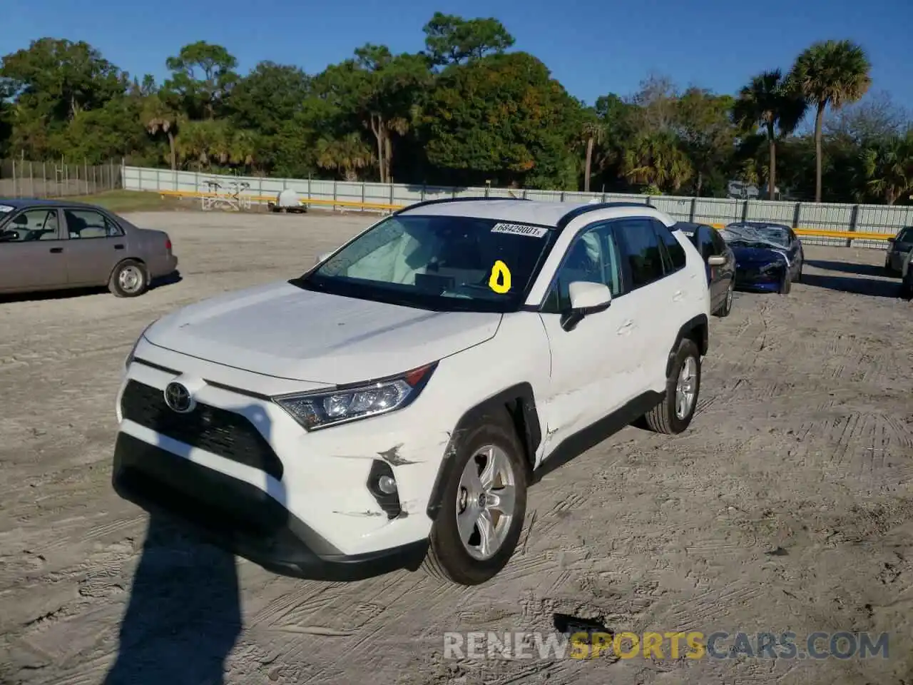 2 Photograph of a damaged car 2T3W1RFV4MC117257 TOYOTA RAV4 2021