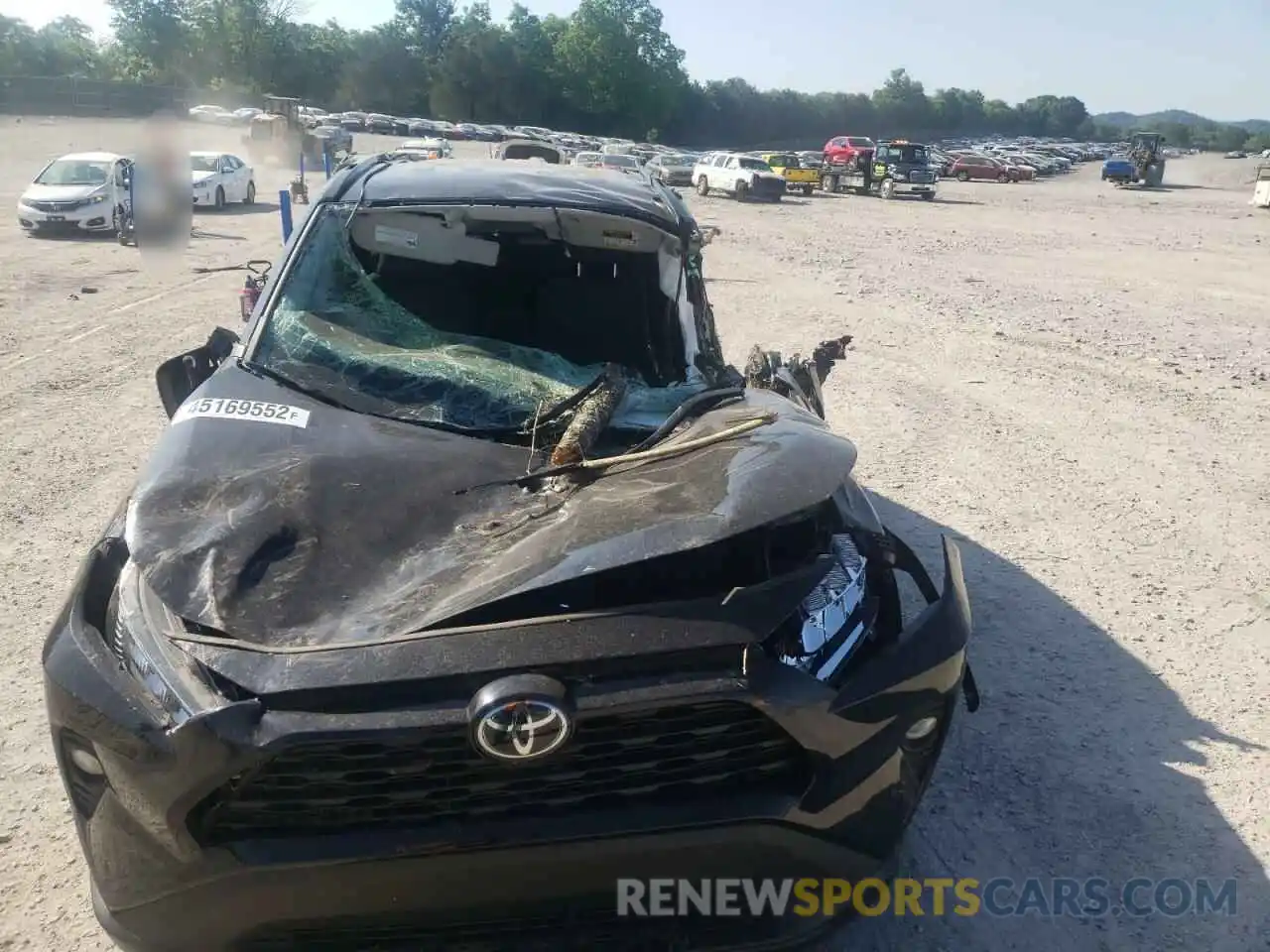 9 Photograph of a damaged car 2T3W1RFV4MC121437 TOYOTA RAV4 2021