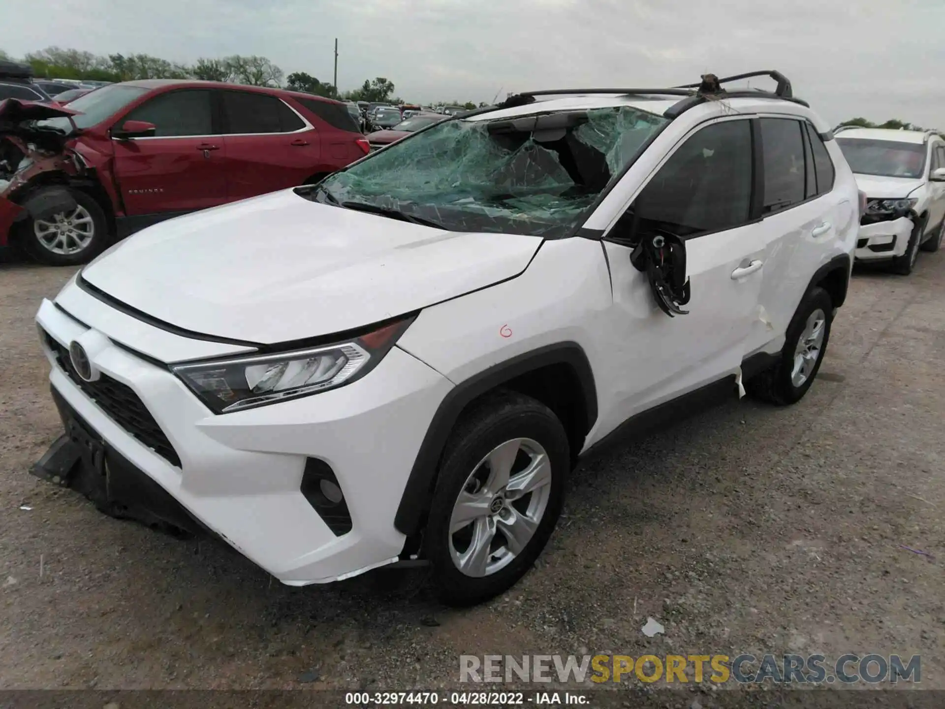 2 Photograph of a damaged car 2T3W1RFV4MC124757 TOYOTA RAV4 2021