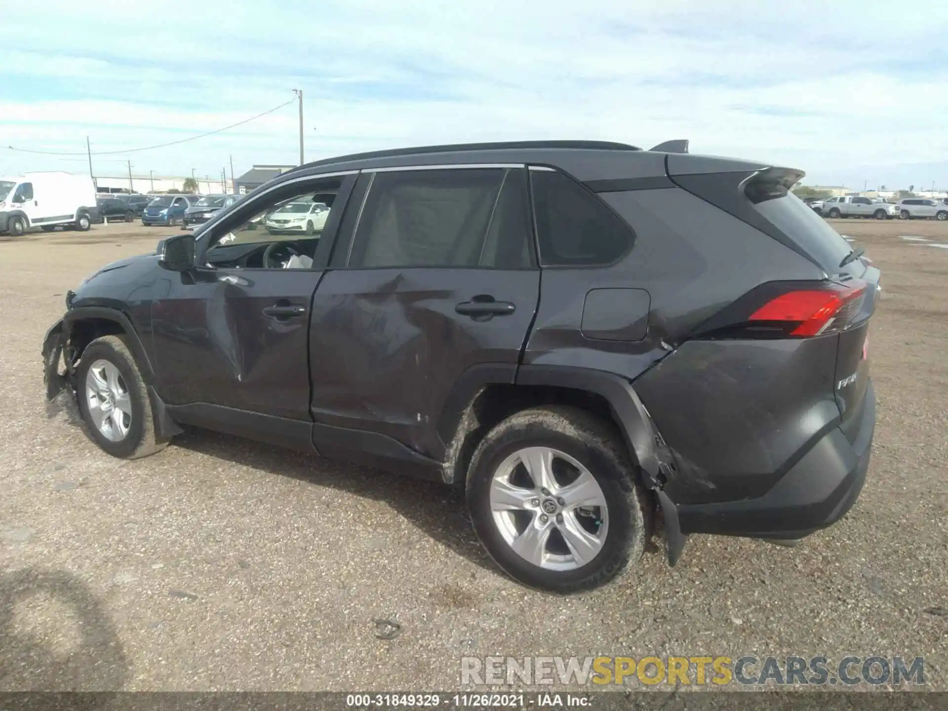 3 Photograph of a damaged car 2T3W1RFV4MC133717 TOYOTA RAV4 2021