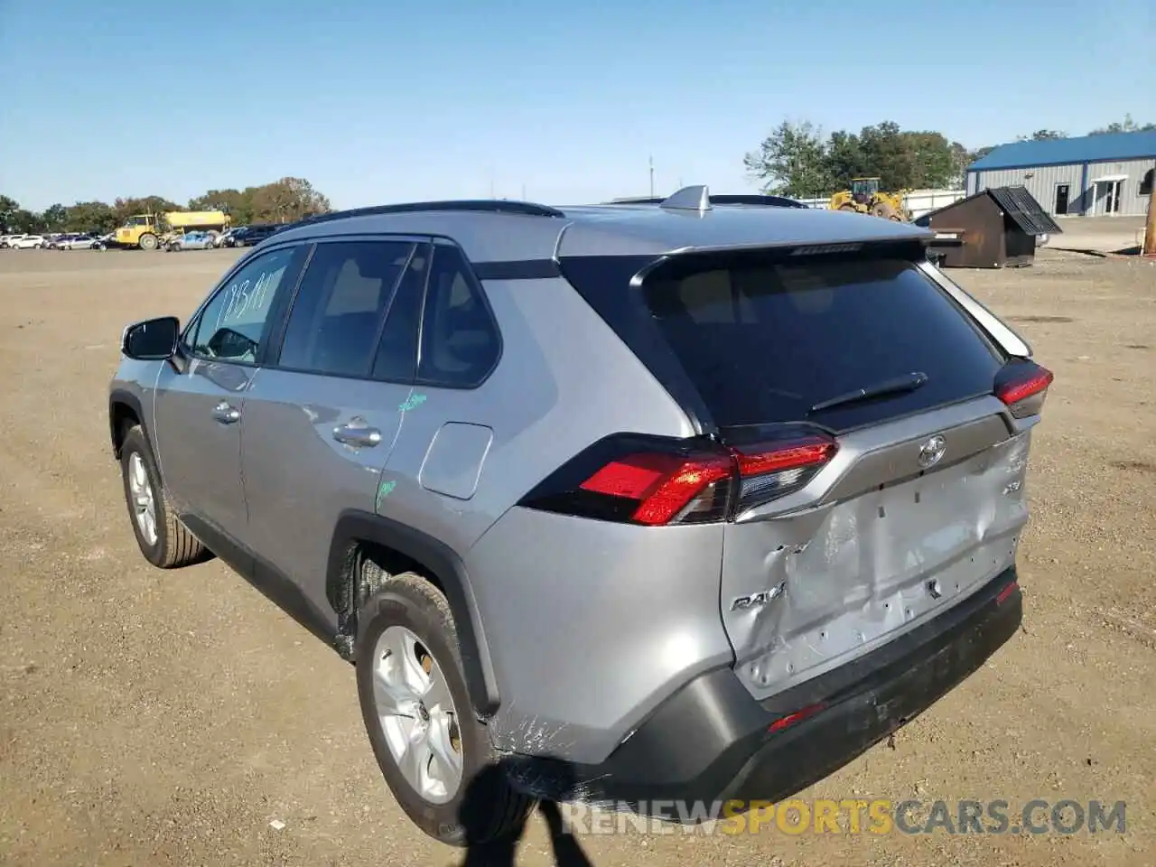 3 Photograph of a damaged car 2T3W1RFV4MC135046 TOYOTA RAV4 2021